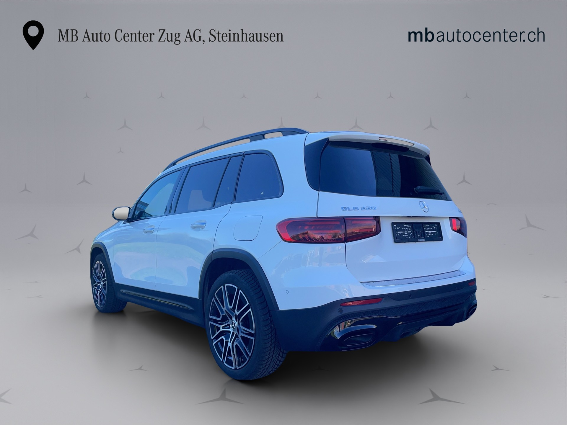 MERCEDES-BENZ GLB 220 AMG Line 4matic-showroom-element-3