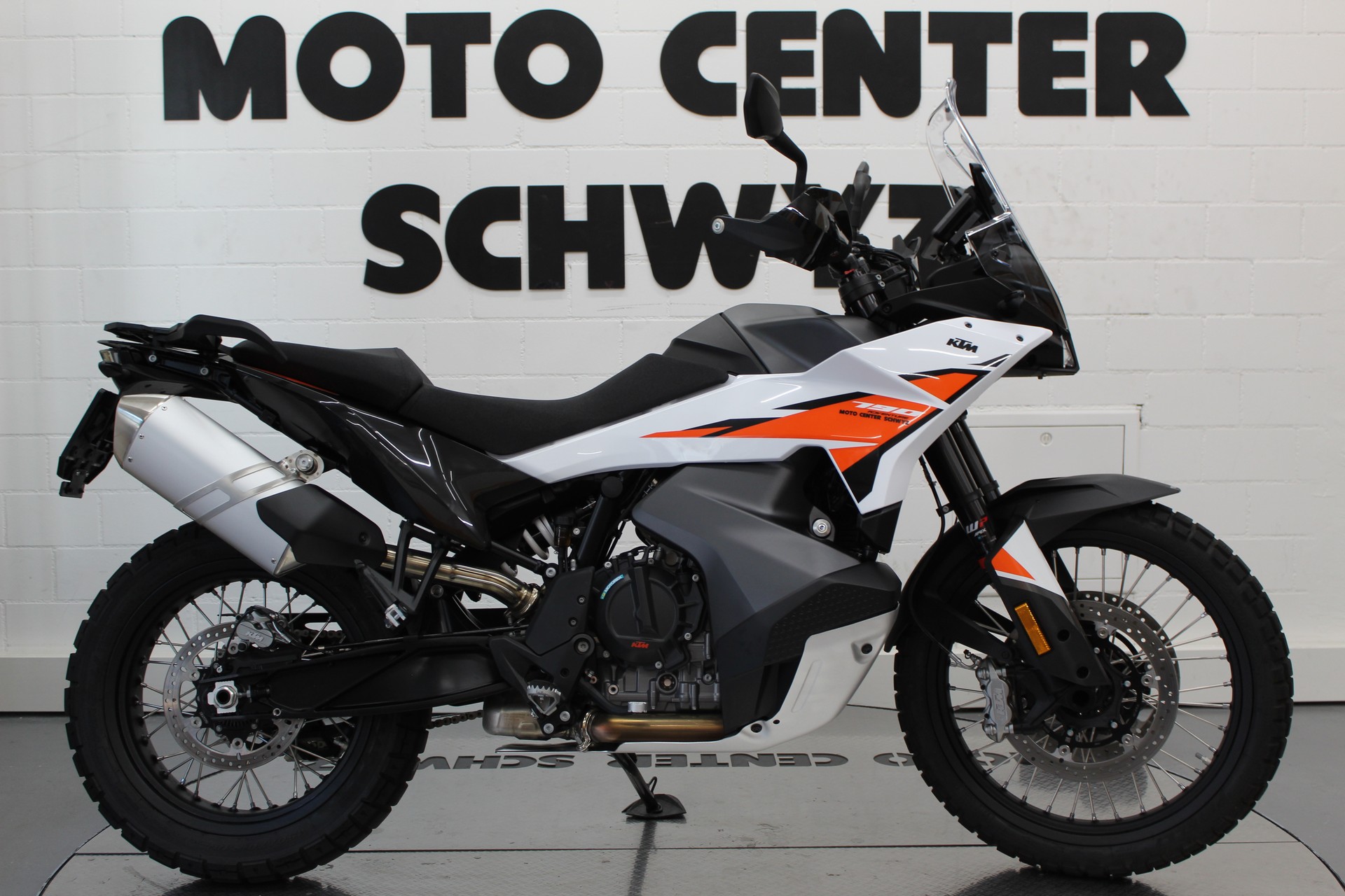 KTM 790 Adventure-image-0