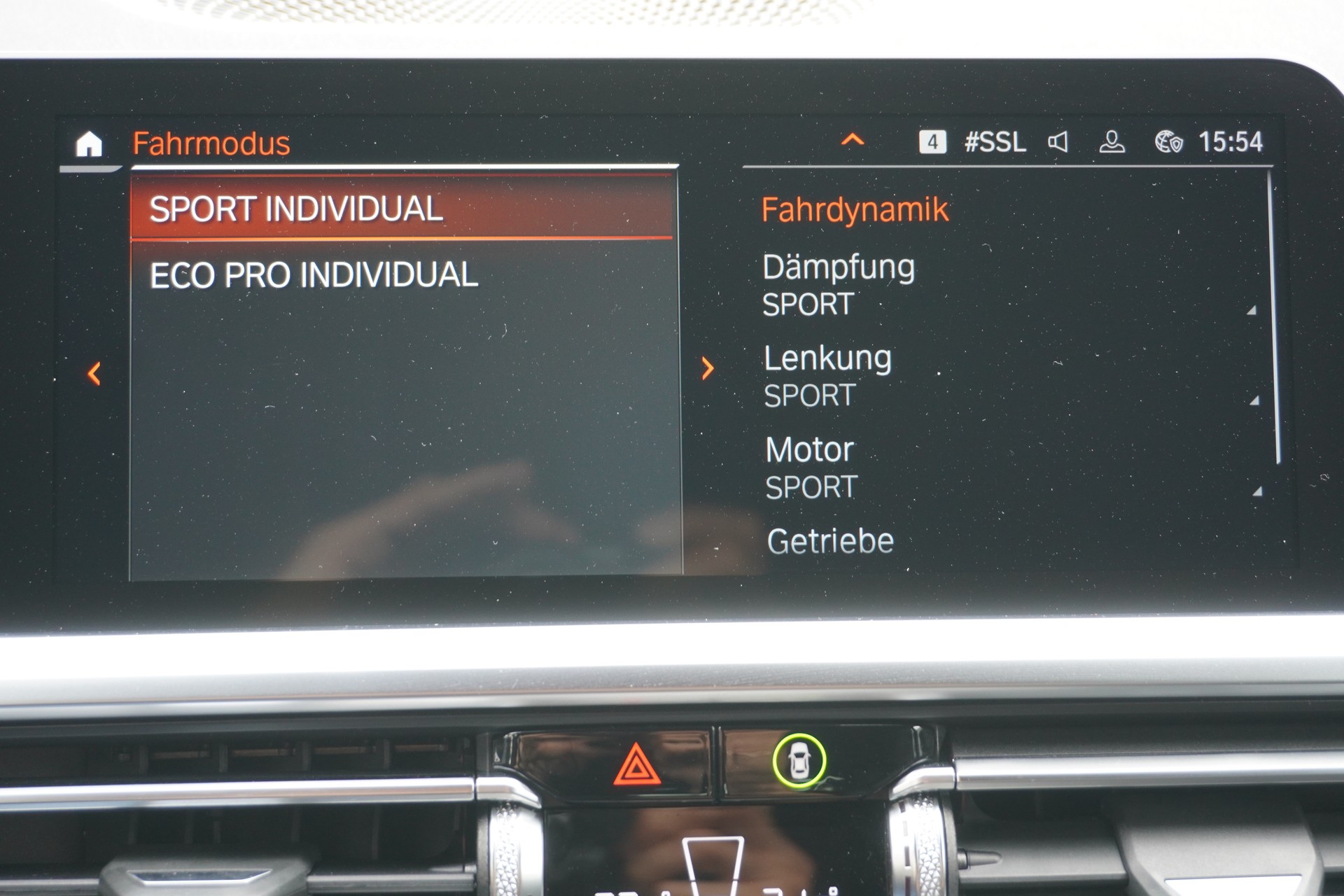 BMW 320d xDrive 48V Touring M Sport Steptronic-image-26