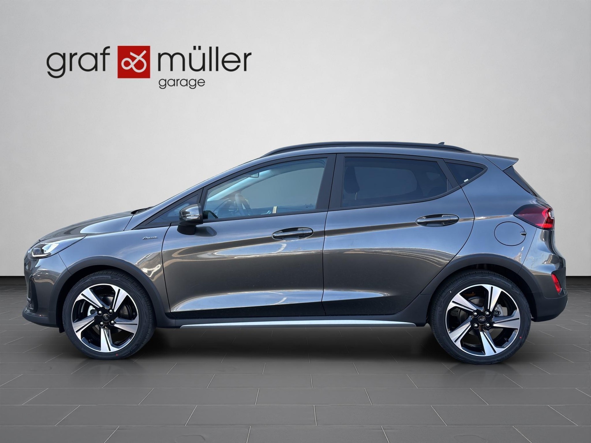 FORD Fiesta 1.0 EcoB Hybrid Active X-showroom-element-1