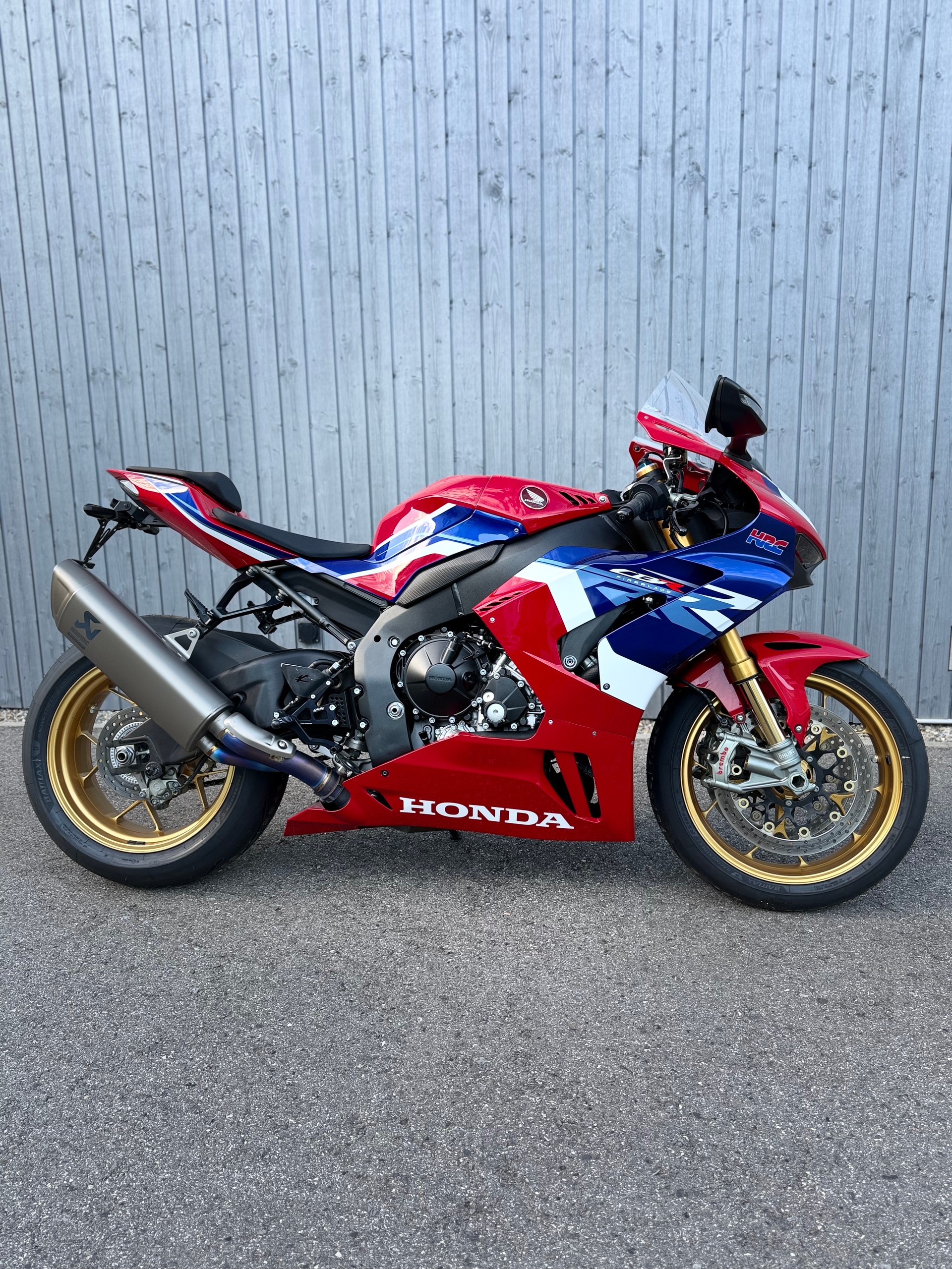 HONDA CBR 1000 RR-R SP-image-0