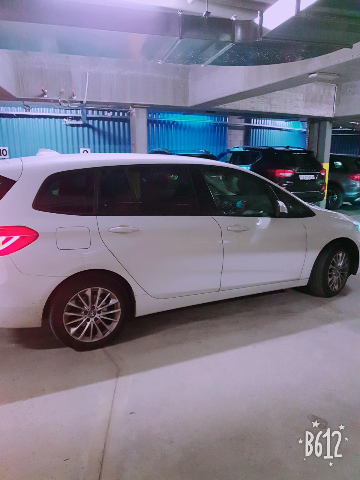 BMW 218d xDrive Gran Tourer Swiss Adv. Sport Stept.-image-2