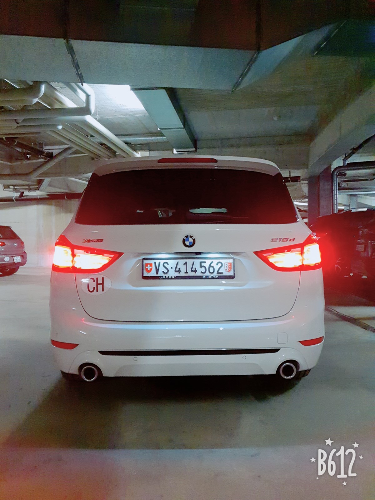 BMW 218d xDrive Gran Tourer Swiss Adv. Sport Stept.-image-5