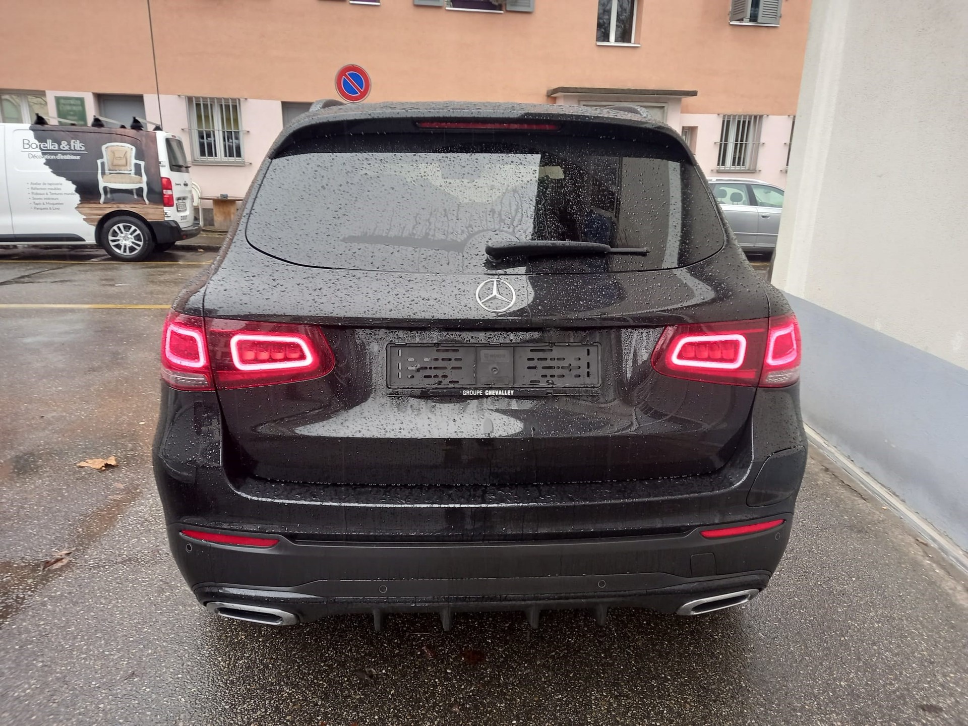 MERCEDES-BENZ GLC 300 e Off-Road 4Matic 9G-Tronic-image-4