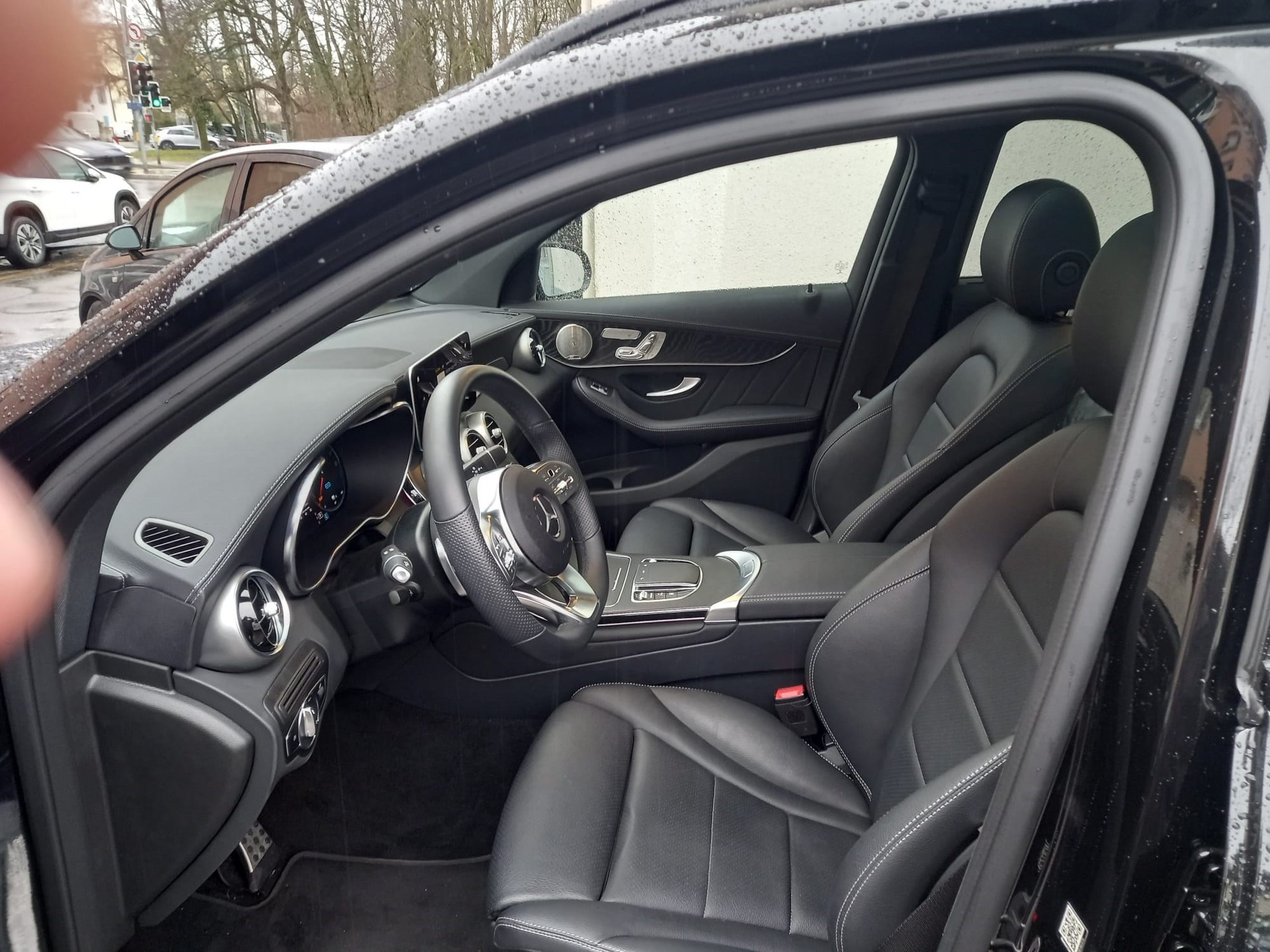 MERCEDES-BENZ GLC 300 e Off-Road 4Matic 9G-Tronic-image-8
