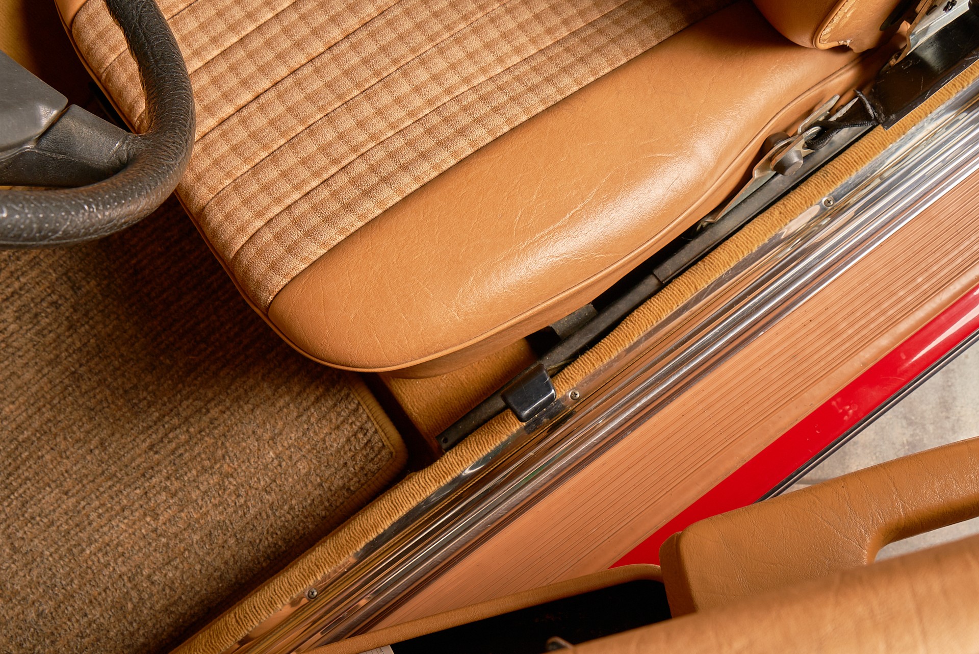 MERCEDES-BENZ SL 280-image-4