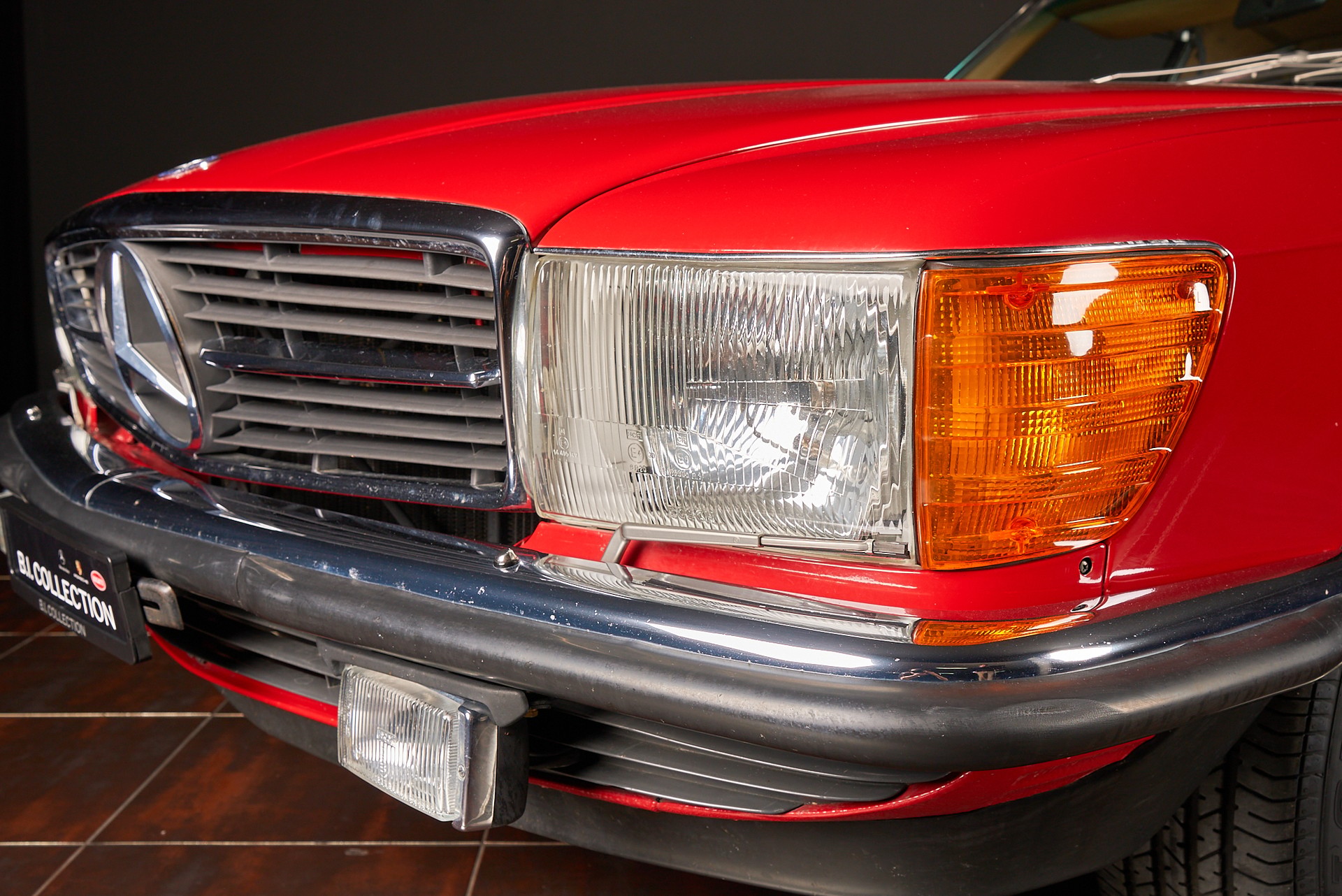MERCEDES-BENZ SL 280-showroom-element-2