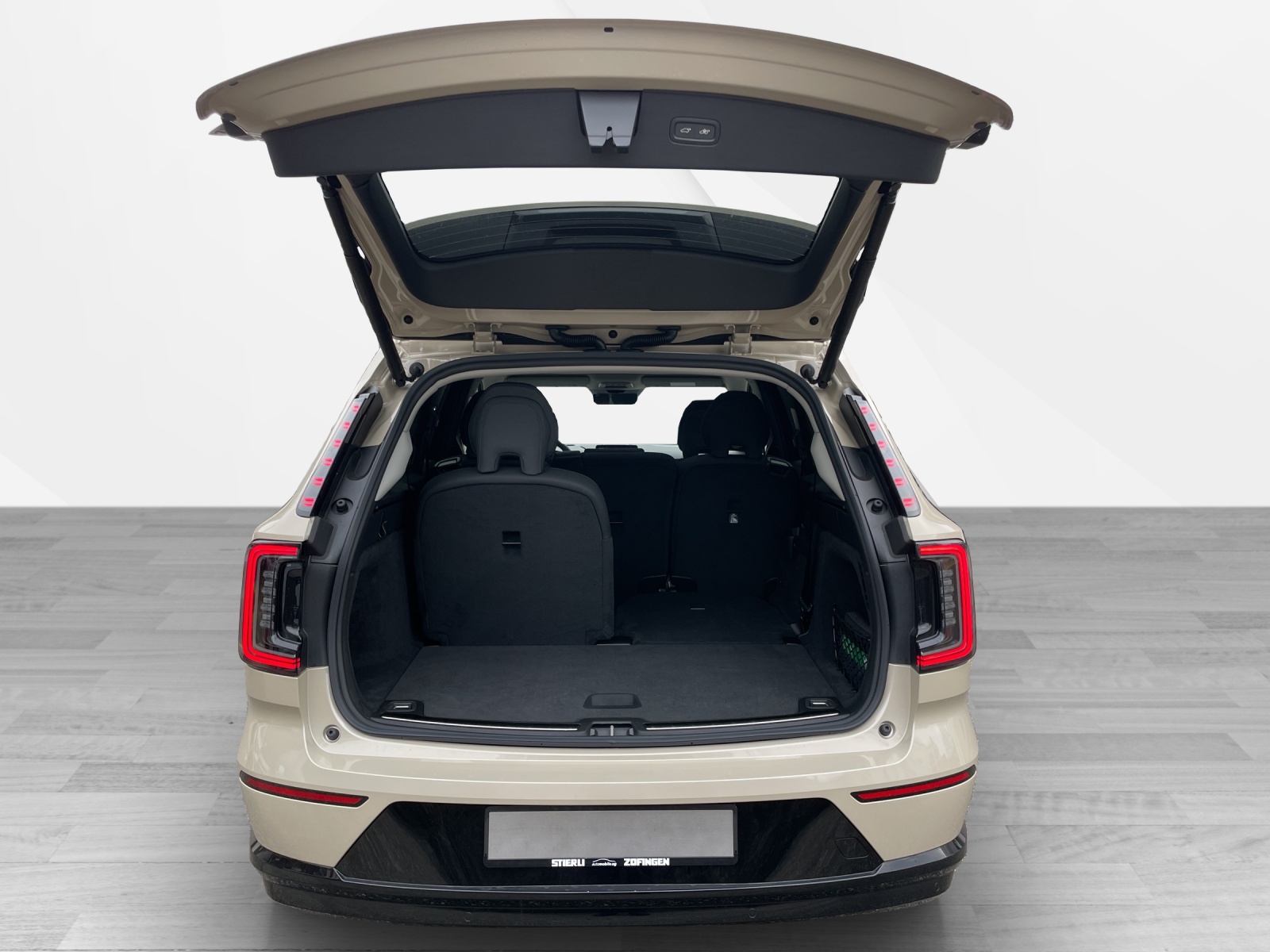 VOLVO EX 90 Twin Performance Ultra AWDD-image-14