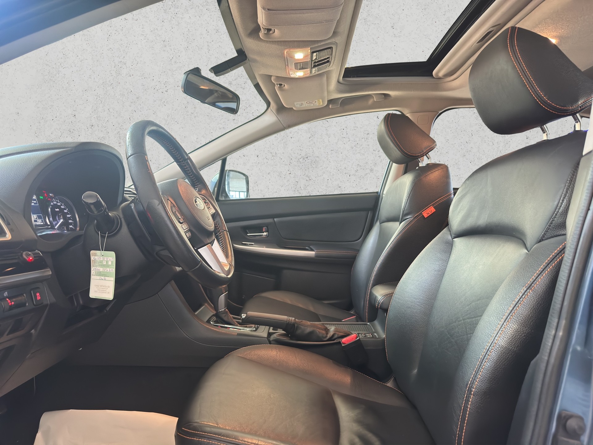 SUBARU XV 2.0 Swiss Three AWD CVT-image-8