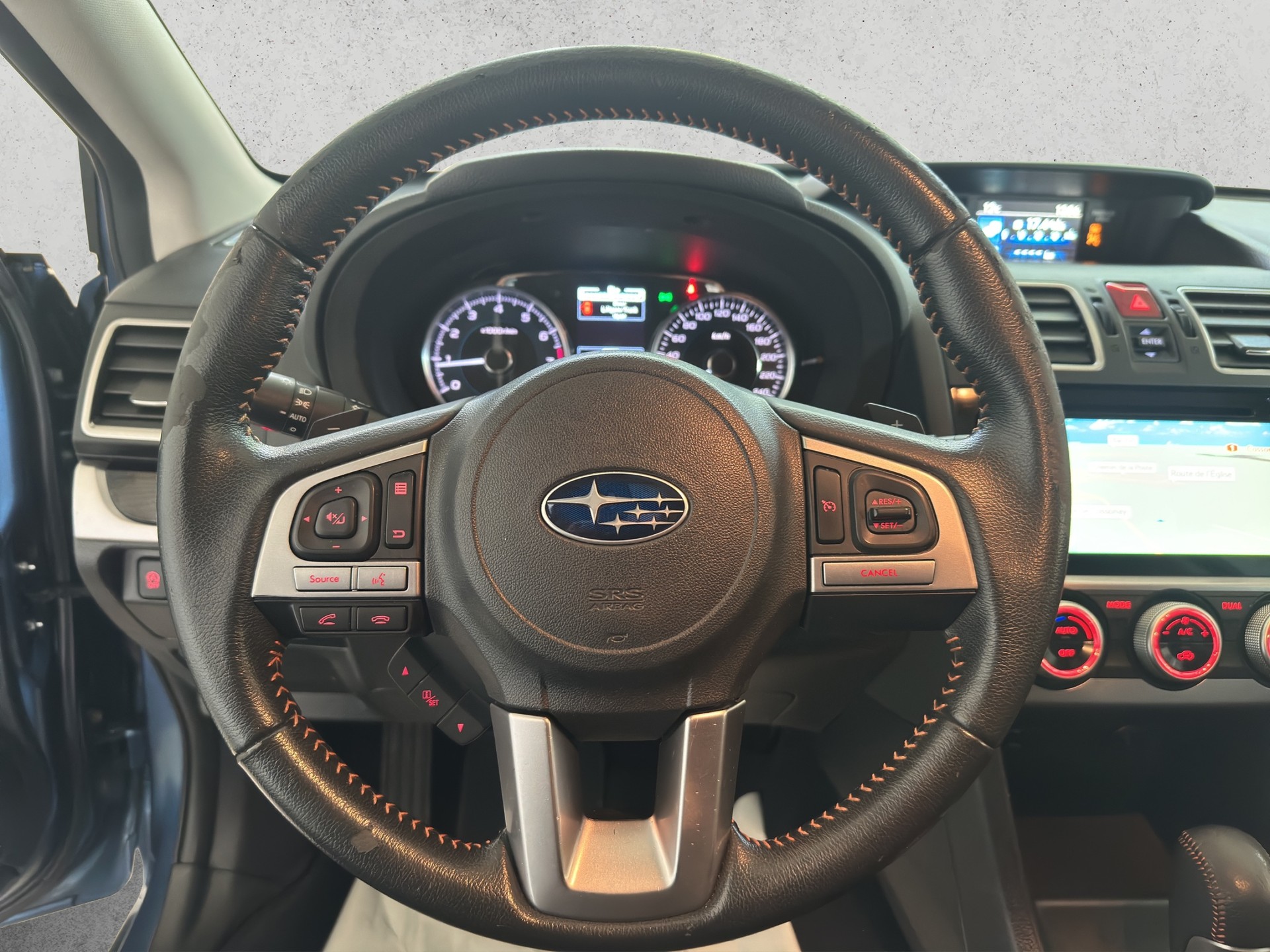 SUBARU XV 2.0 Swiss Three AWD CVT-image-7