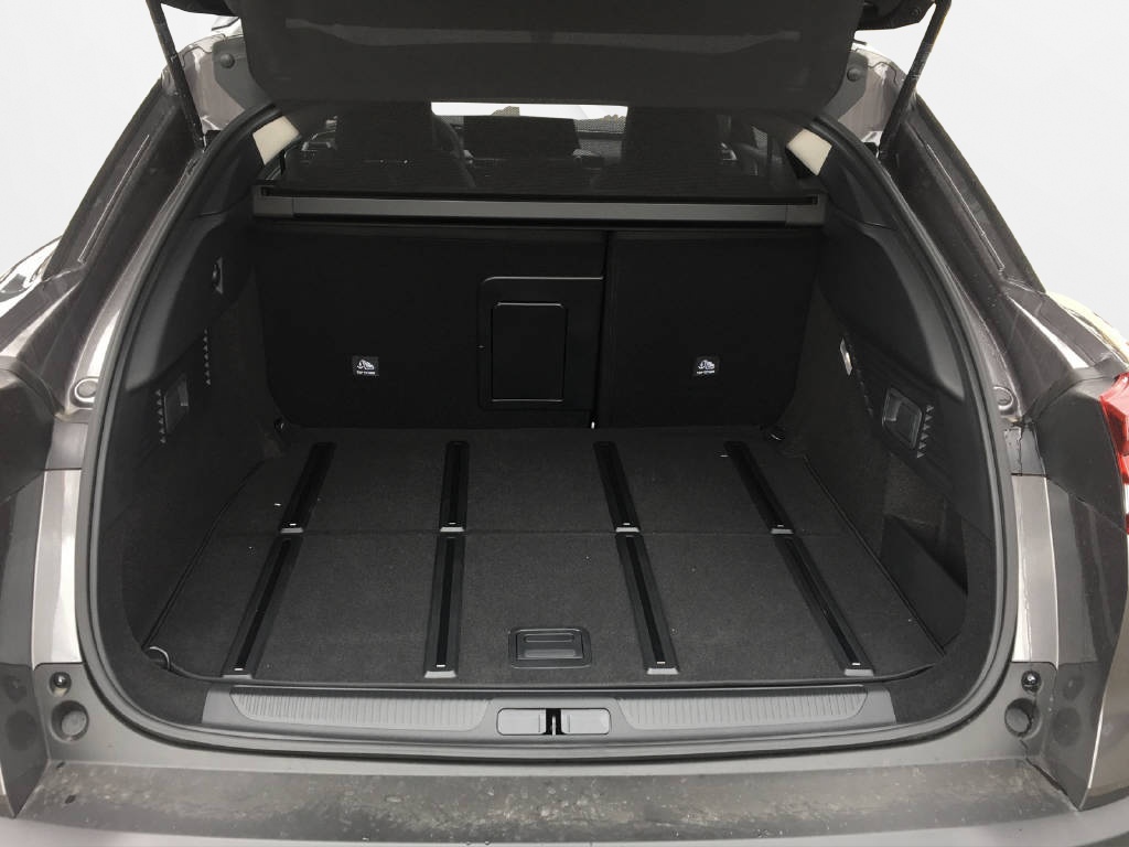 CITROEN C5 X 1.6 Plug-in Hybrid Shine-image-5