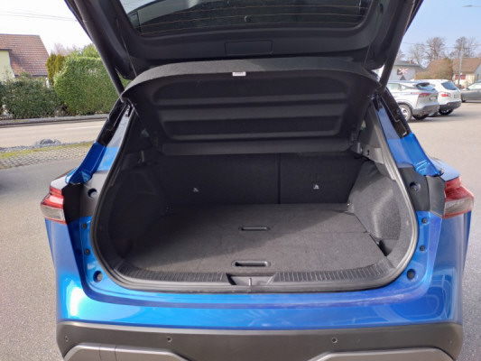 NISSAN Qashqai 1.5 VC ePower Tekna-showroom-element-3