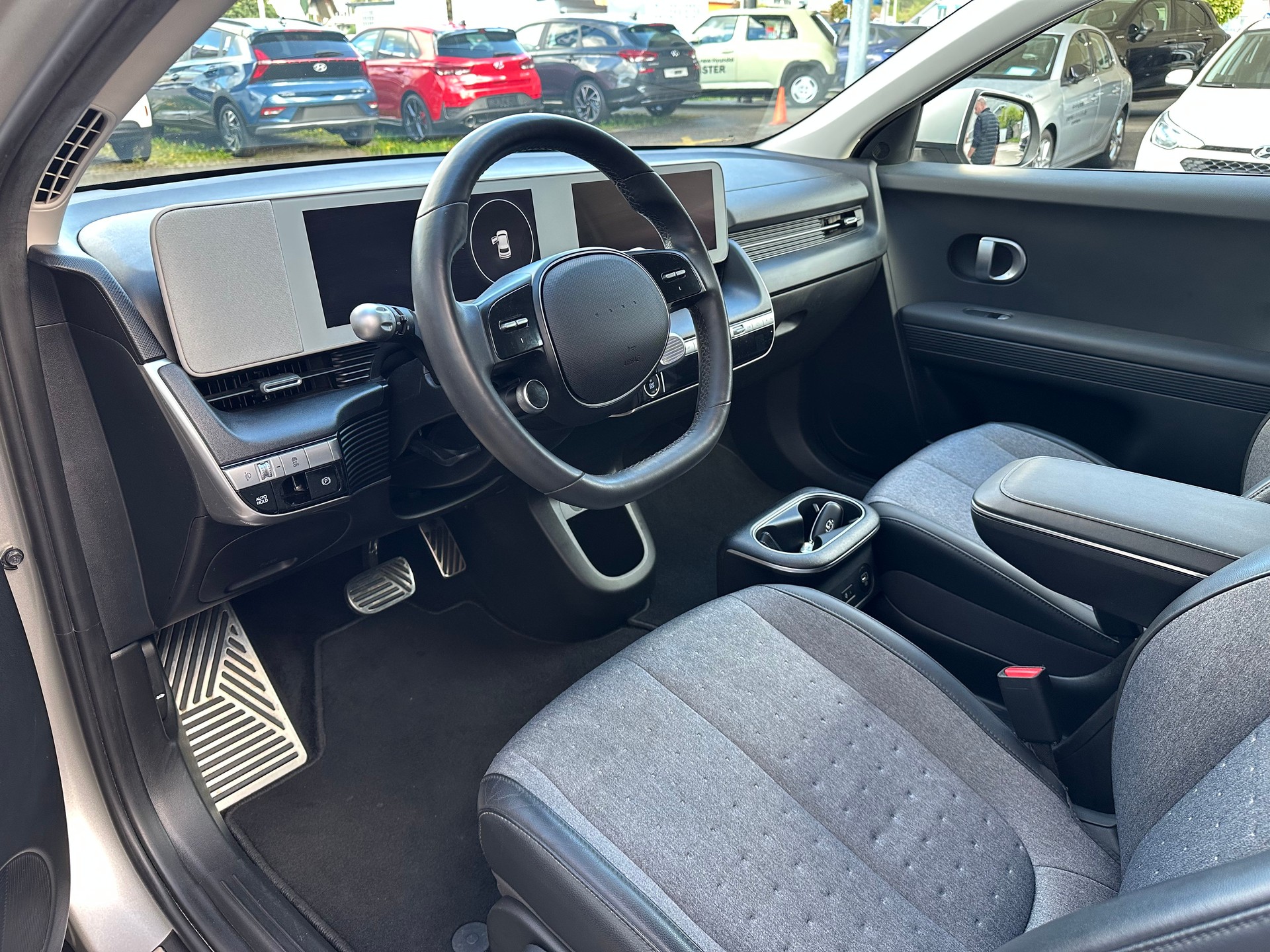 HYUNDAI Ioniq 5 72kWh Look 4WD-image-11