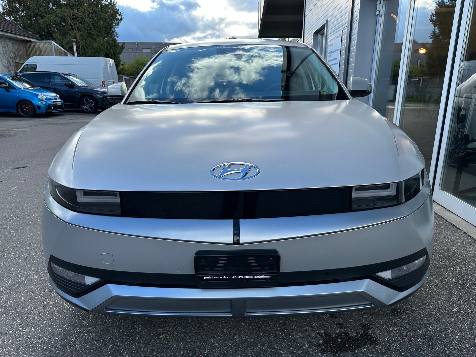 HYUNDAI Ioniq 5 72kWh Look 4WD-image-1