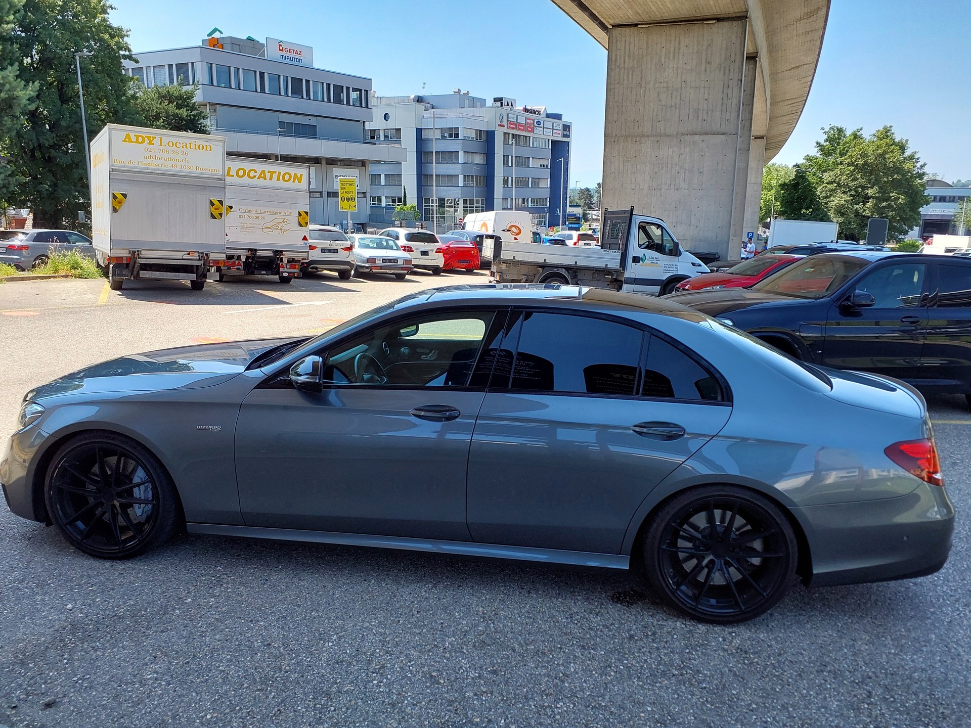 MERCEDES-BENZ E 43 AMG 4Matic 9G-Tronic-image-4