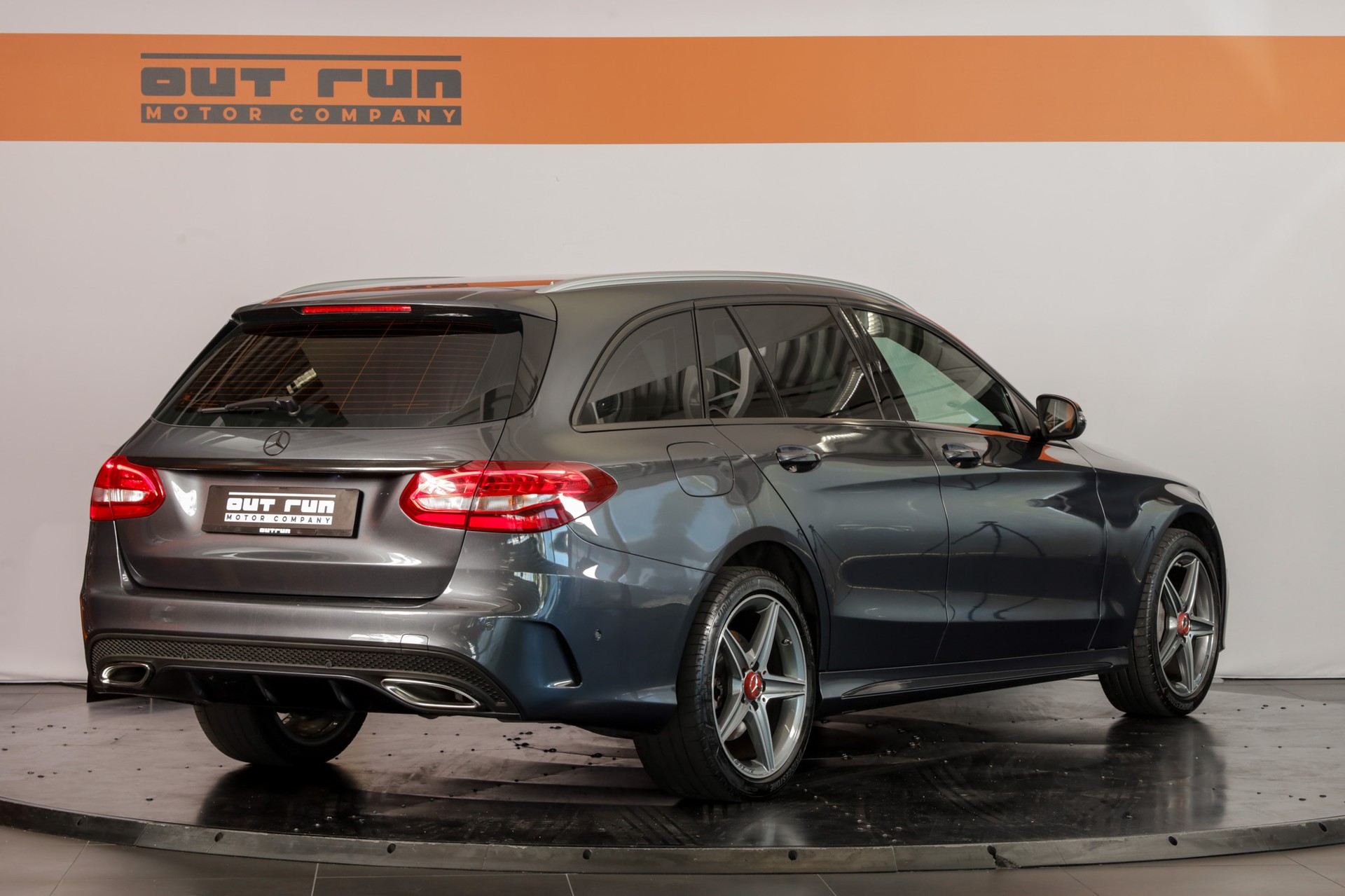 MERCEDES-BENZ C 200 AMG Line 7G-Tronic-image-4