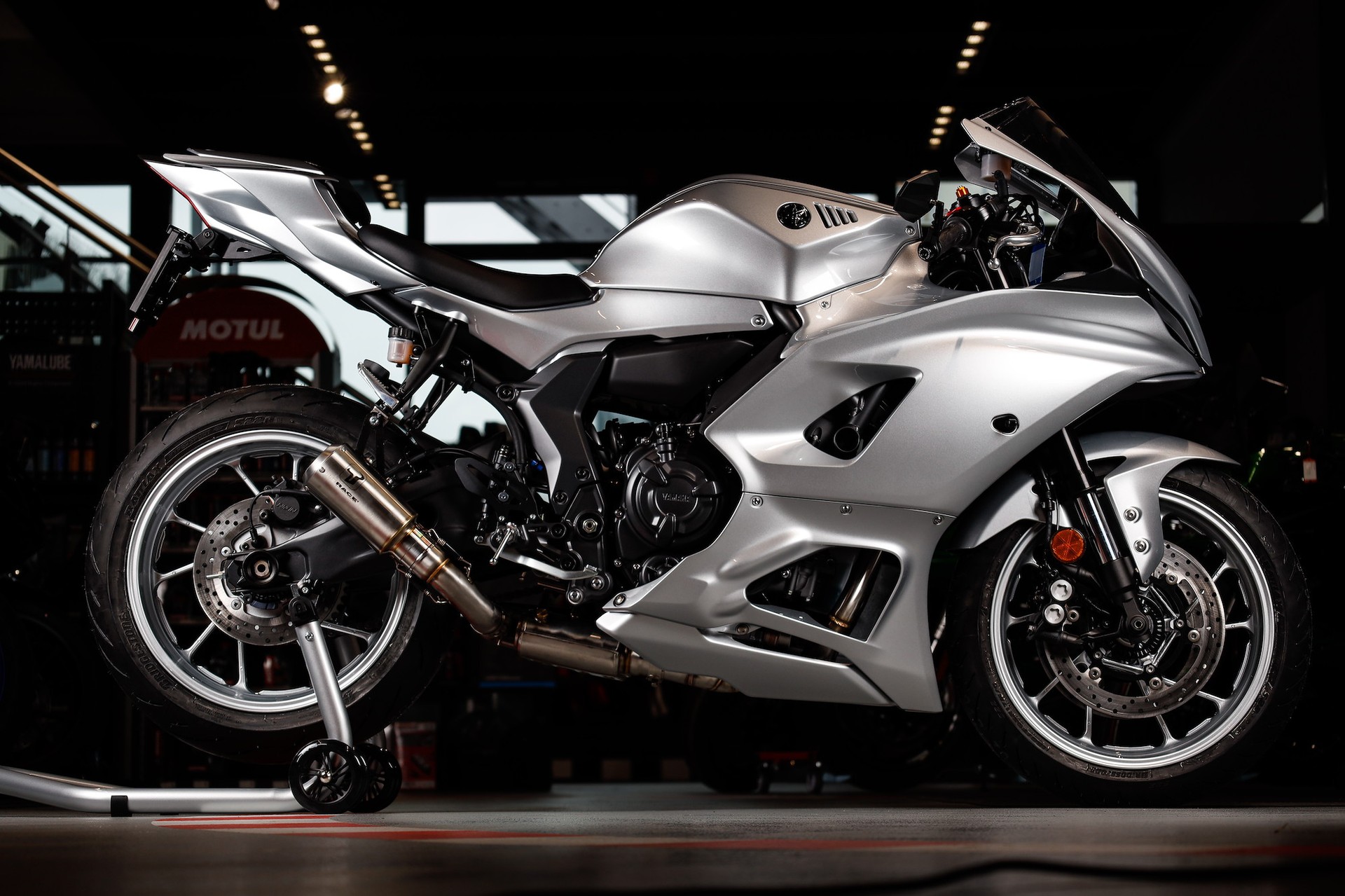 YAMAHA R7 Omega III-image-1