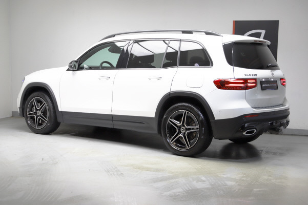 MERCEDES-BENZ GLB 220 4Matic 8G-Tronic-showroom-element-2