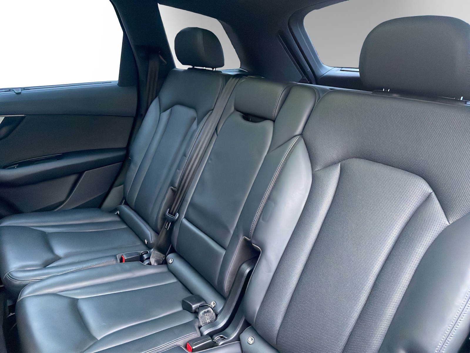 AUDI Q7 50 TDI quattro tiptronic-image-10