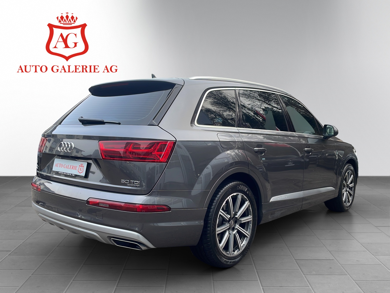 AUDI Q7 50 TDI quattro tiptronic-image-4