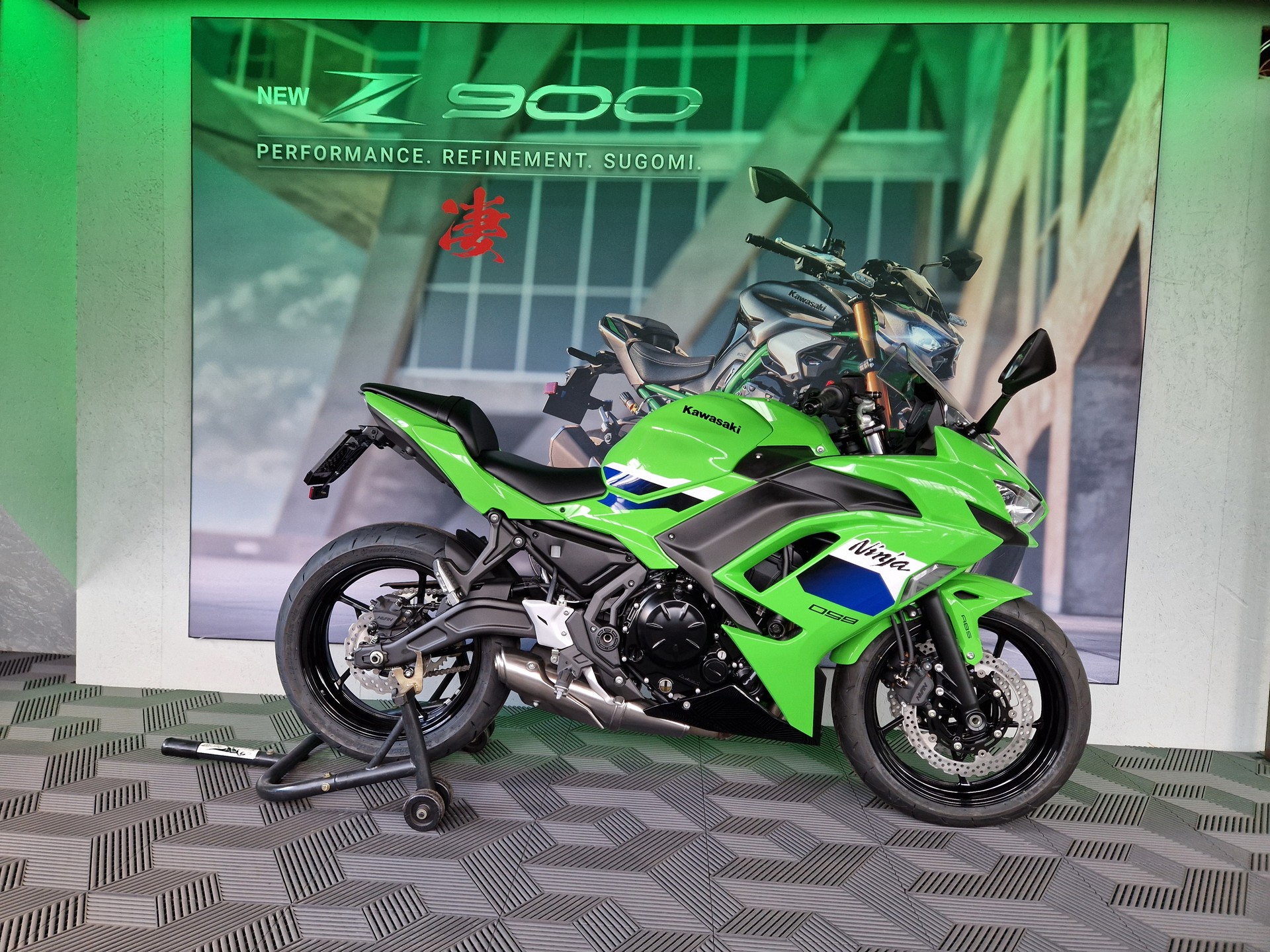 KAWASAKI Ninja 650 MY26 (35kW )mit Heckumbau An Lager-image-2