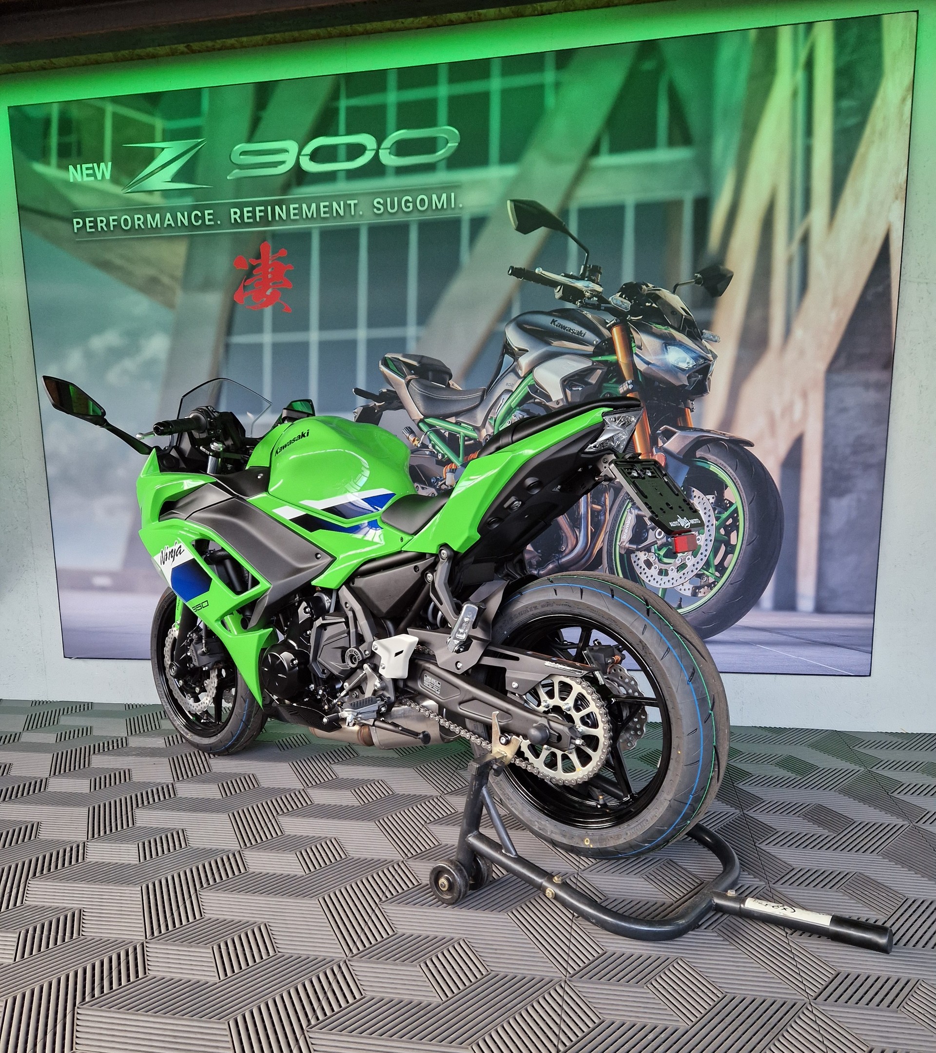 KAWASAKI Ninja 650 MY26 (35kW )mit Heckumbau An Lager-image-3