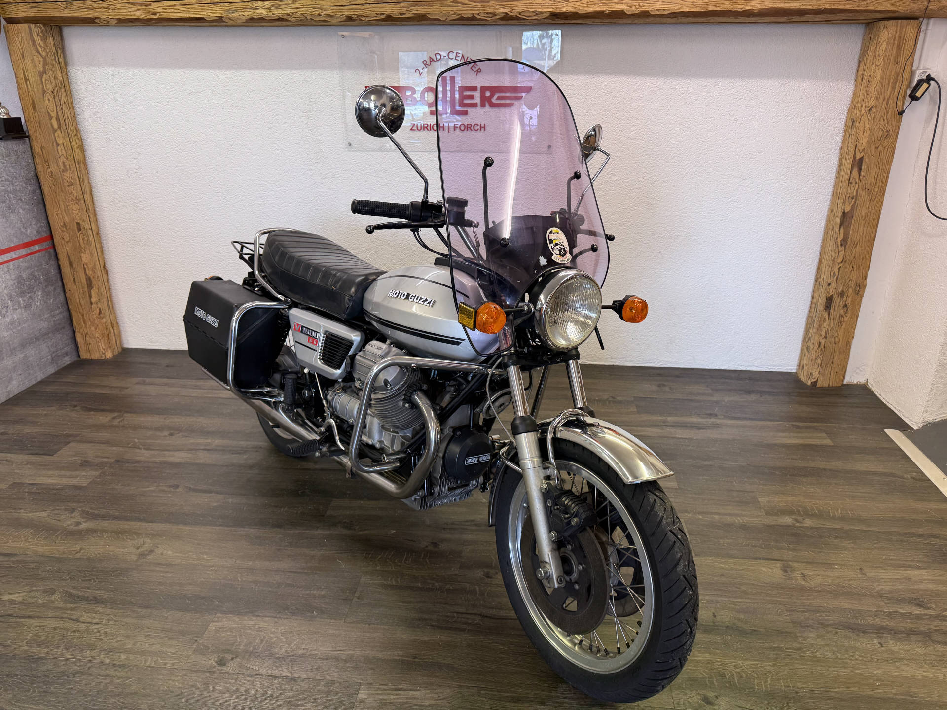 MOTO GUZZI V1000 G5-image-0