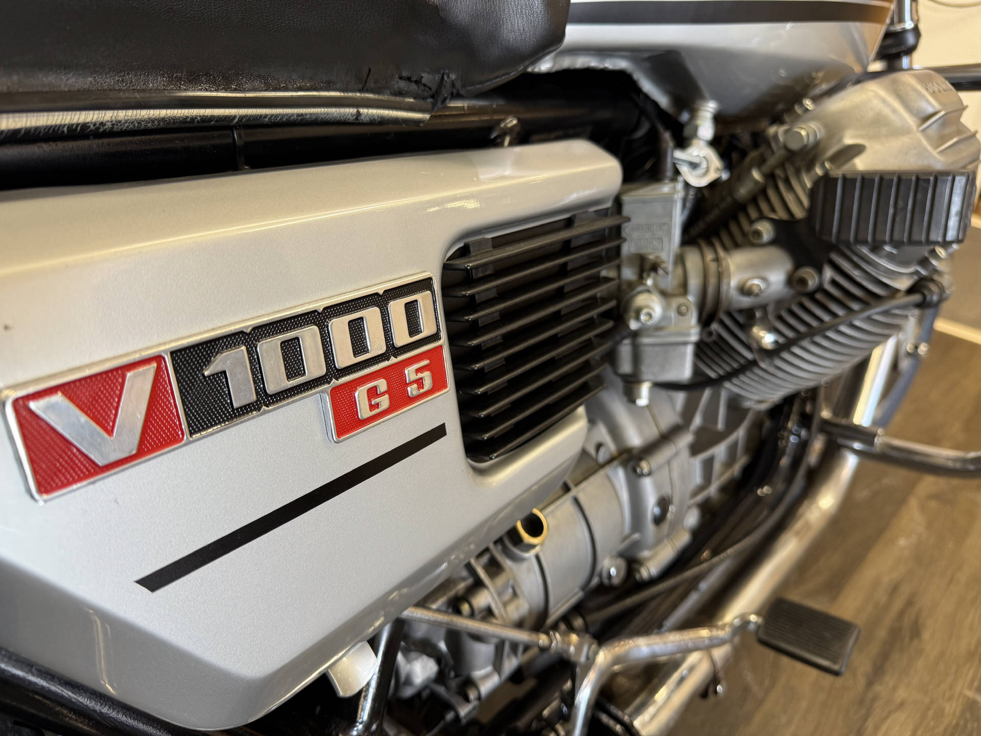 MOTO GUZZI V1000 G5-image-2