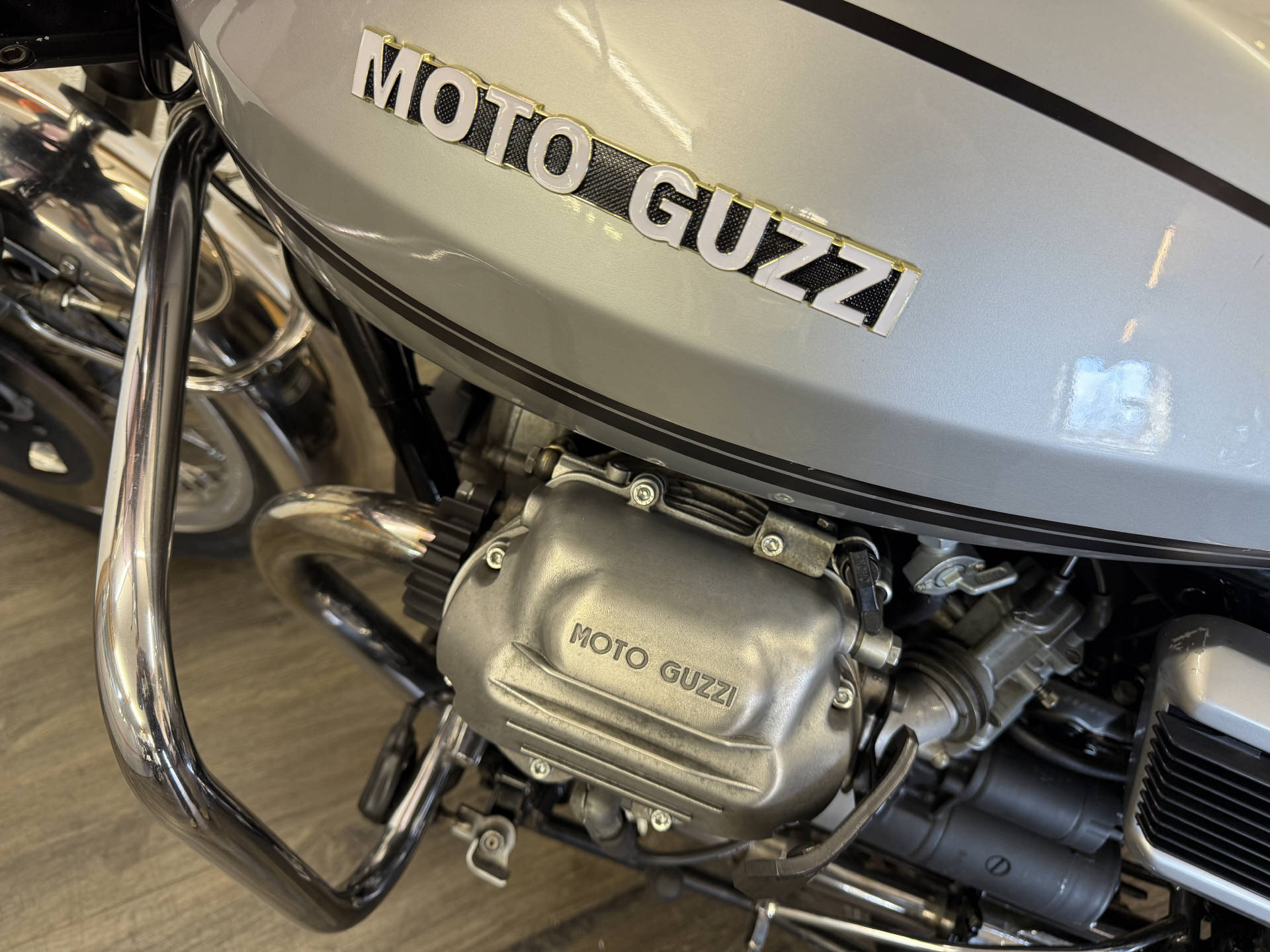 MOTO GUZZI V1000 G5-image-7