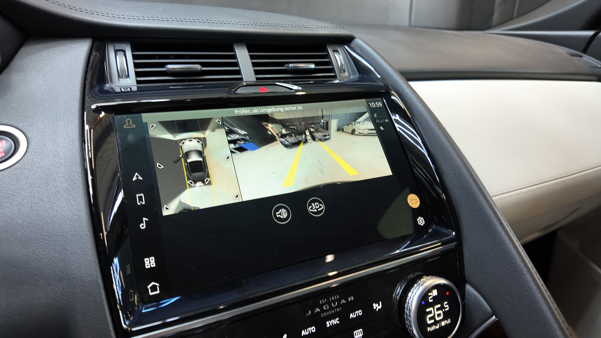JAGUAR E-Pace 2.0 P200 AWD-image-15