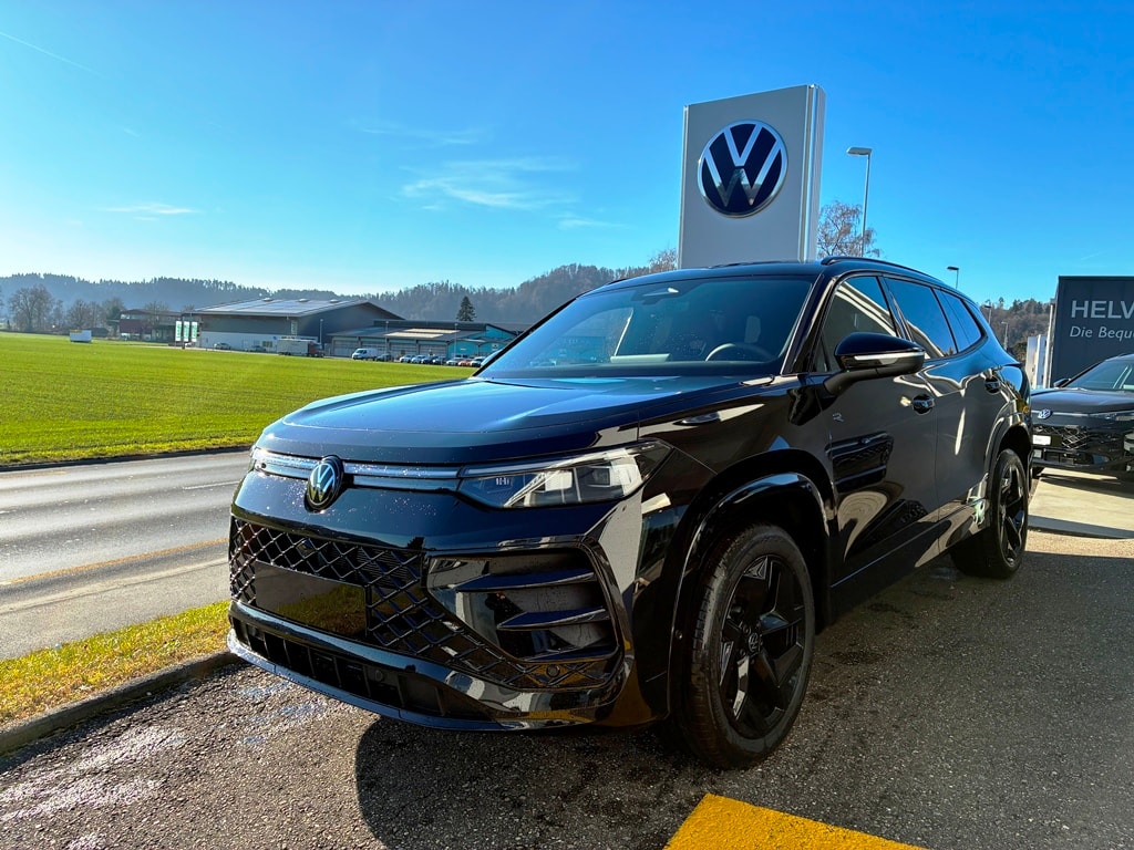 VW Tayron 2.0 TSI R-Line DSG 4Motion-showroom-element-2