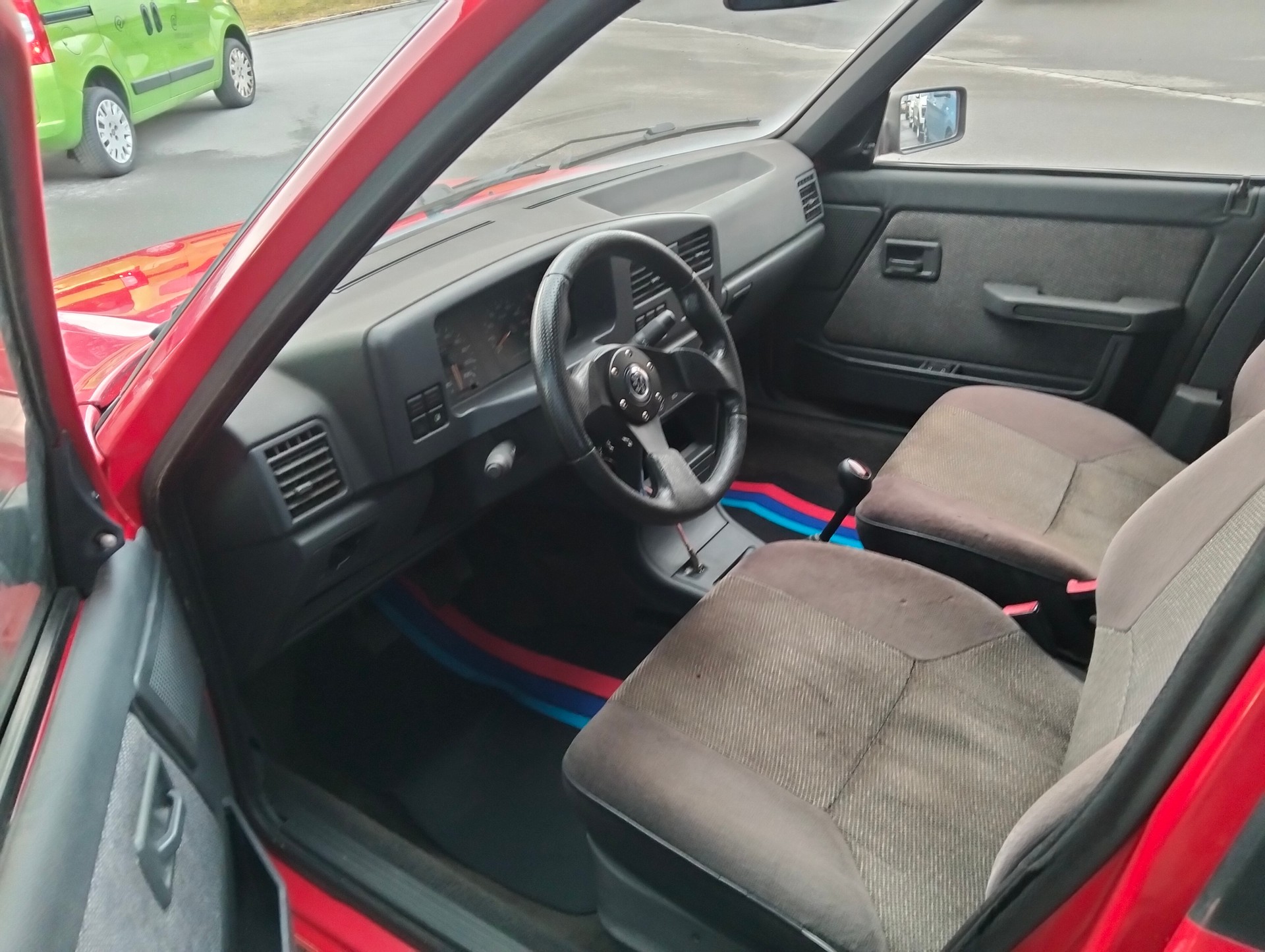 PEUGEOT 309 1.9 GT Injection-image-2