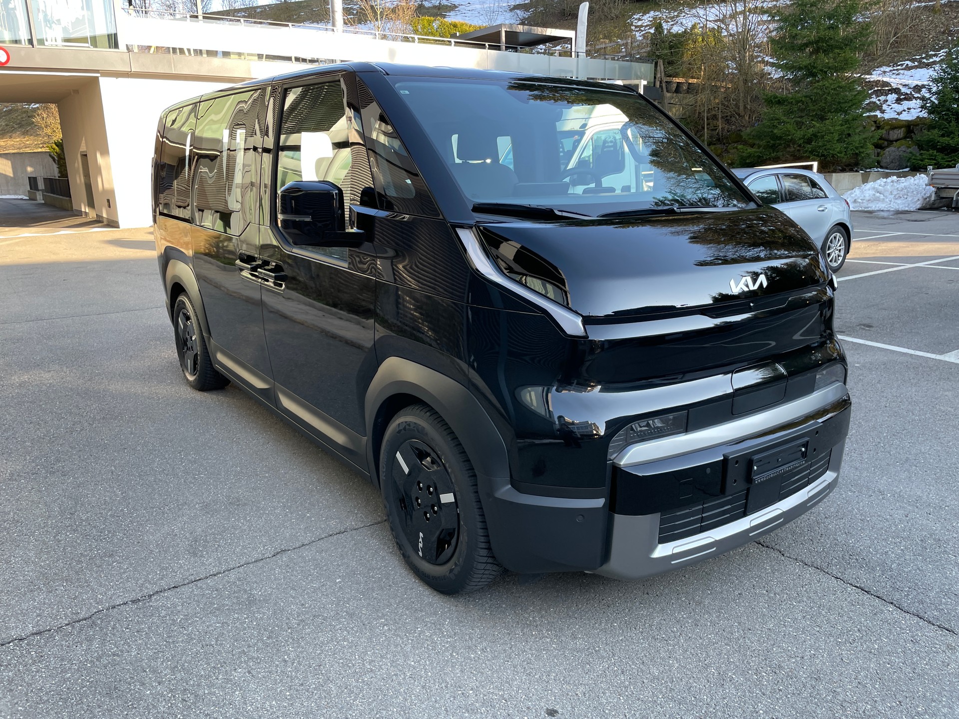 KIA PV5 71.2 kWh Elite-image-10
