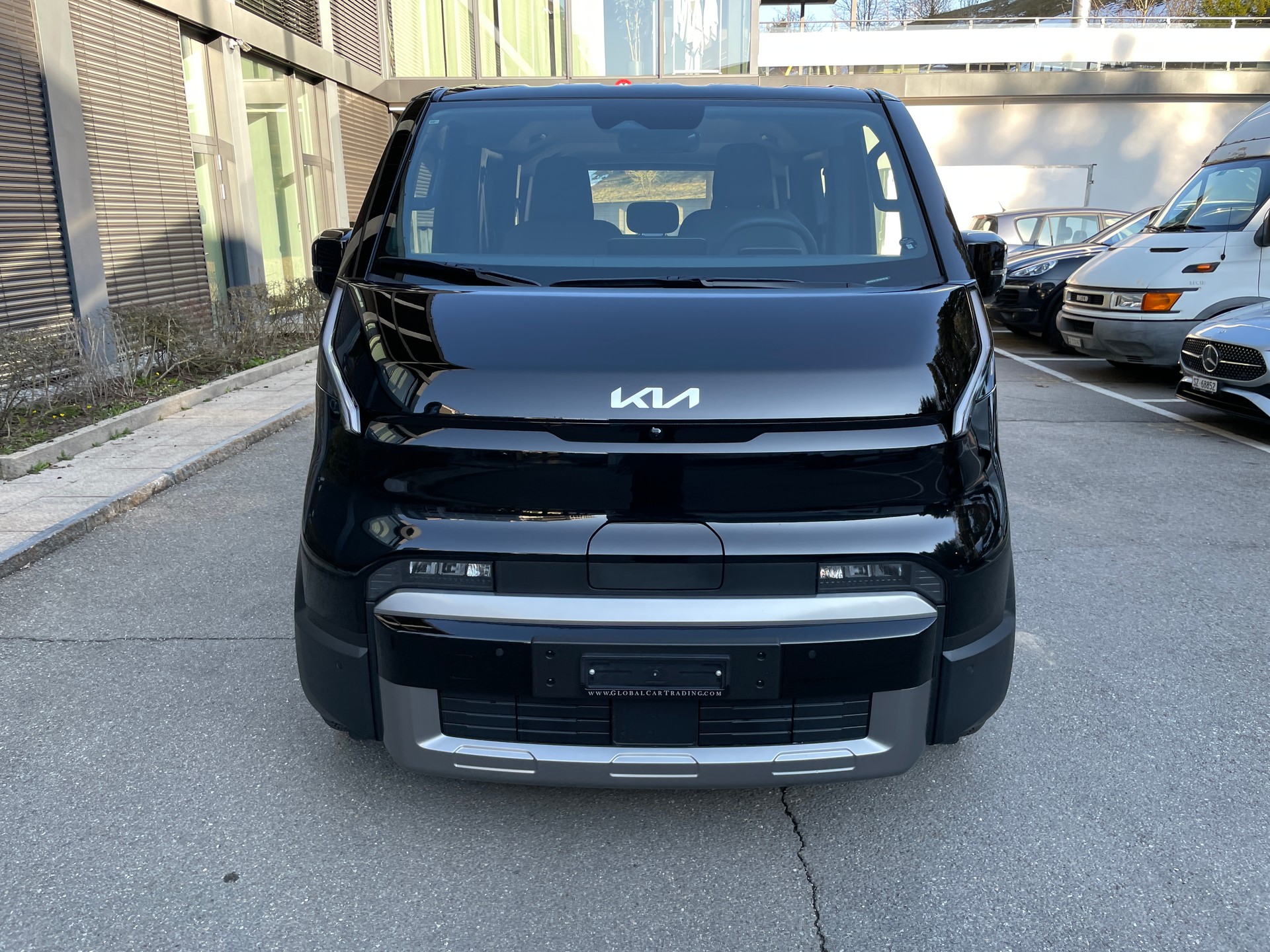 KIA PV5 71.2 kWh Elite-image-11