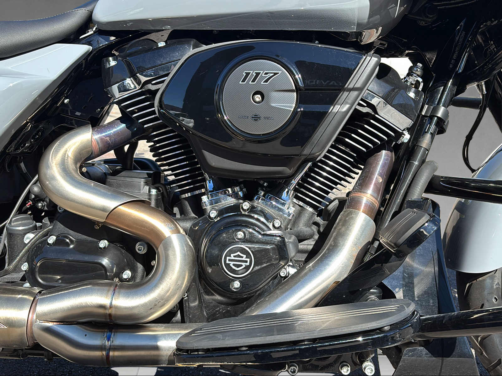 HARLEY-DAVIDSON FLTRX Road Glide Black Finish 117-image-7