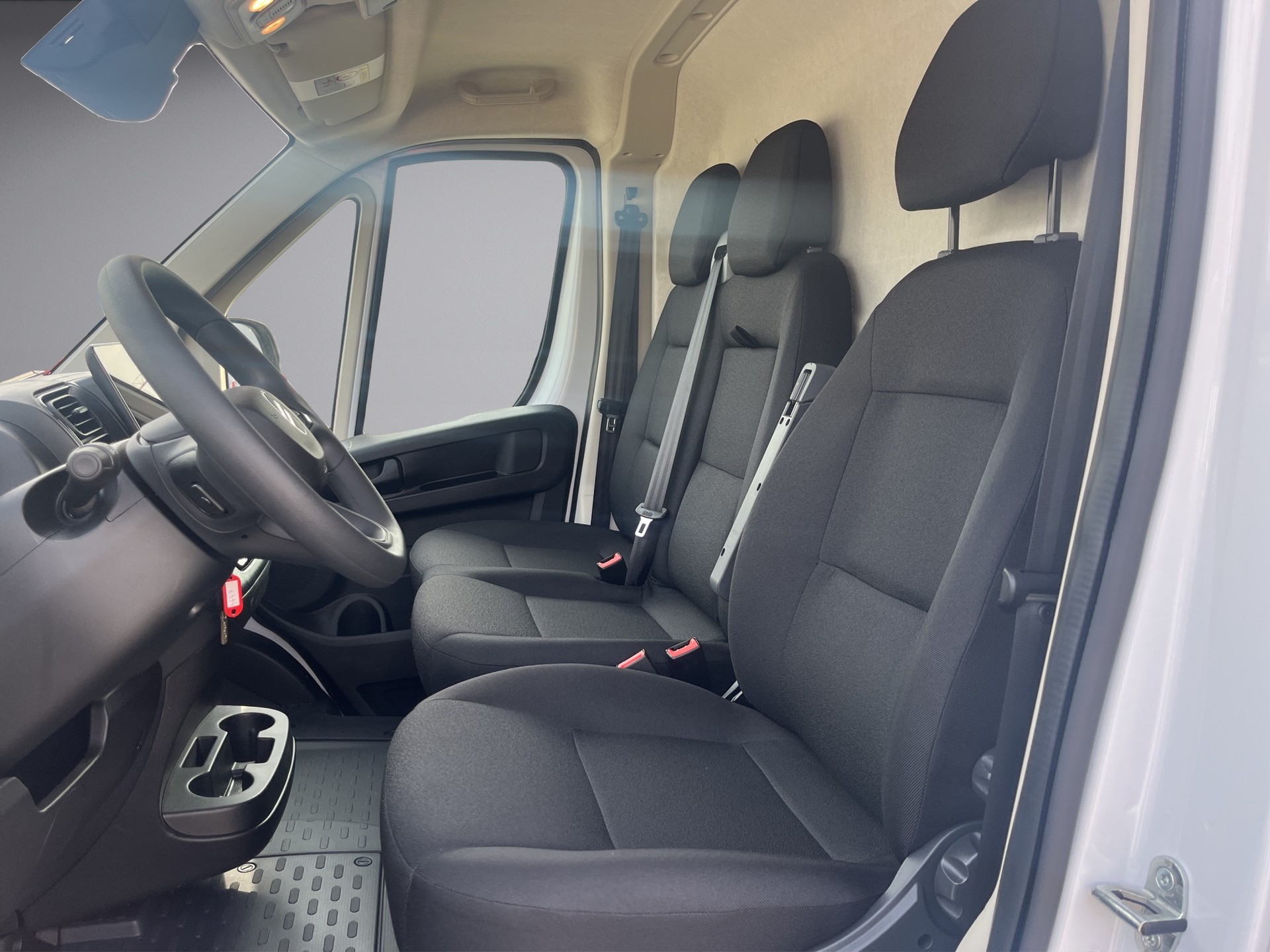 CITROEN umper 35 2.2 BlueHDi 140 L2H2 *Automat, Navi, AHK, Rückfahrkamera*-image-8