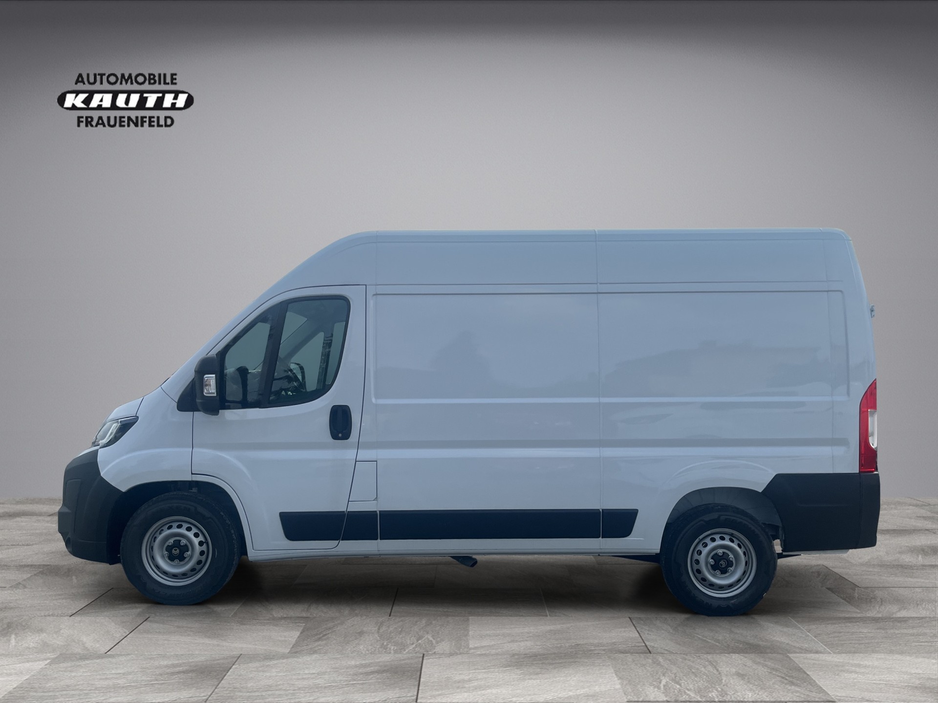 CITROEN umper 35 2.2 BlueHDi 140 L2H2 *Automat, Navi, AHK, Rückfahrkamera*-showroom-element-1