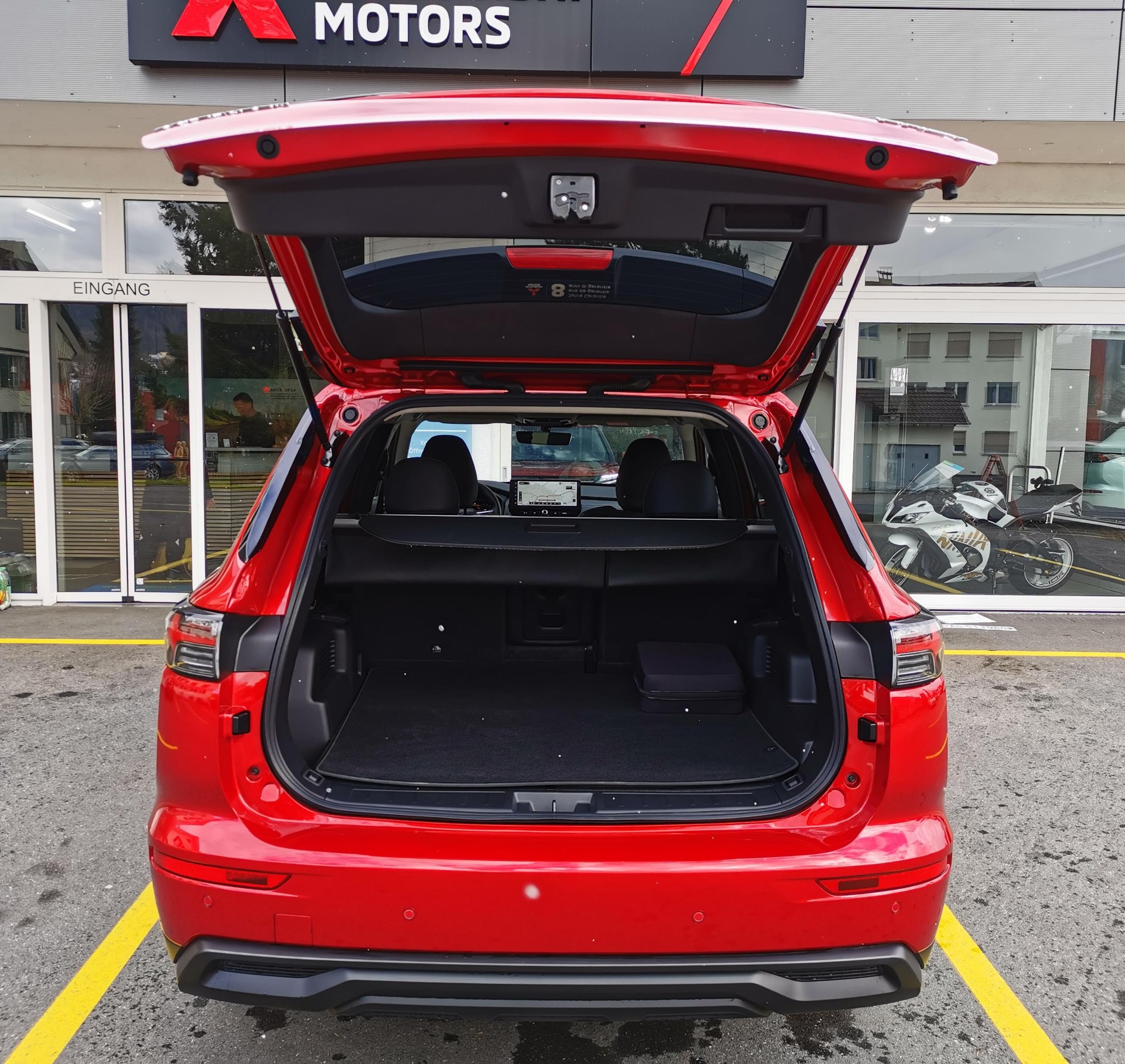 MITSUBISHI Outlander 2.4 PHEV Invite 4x4-image-4
