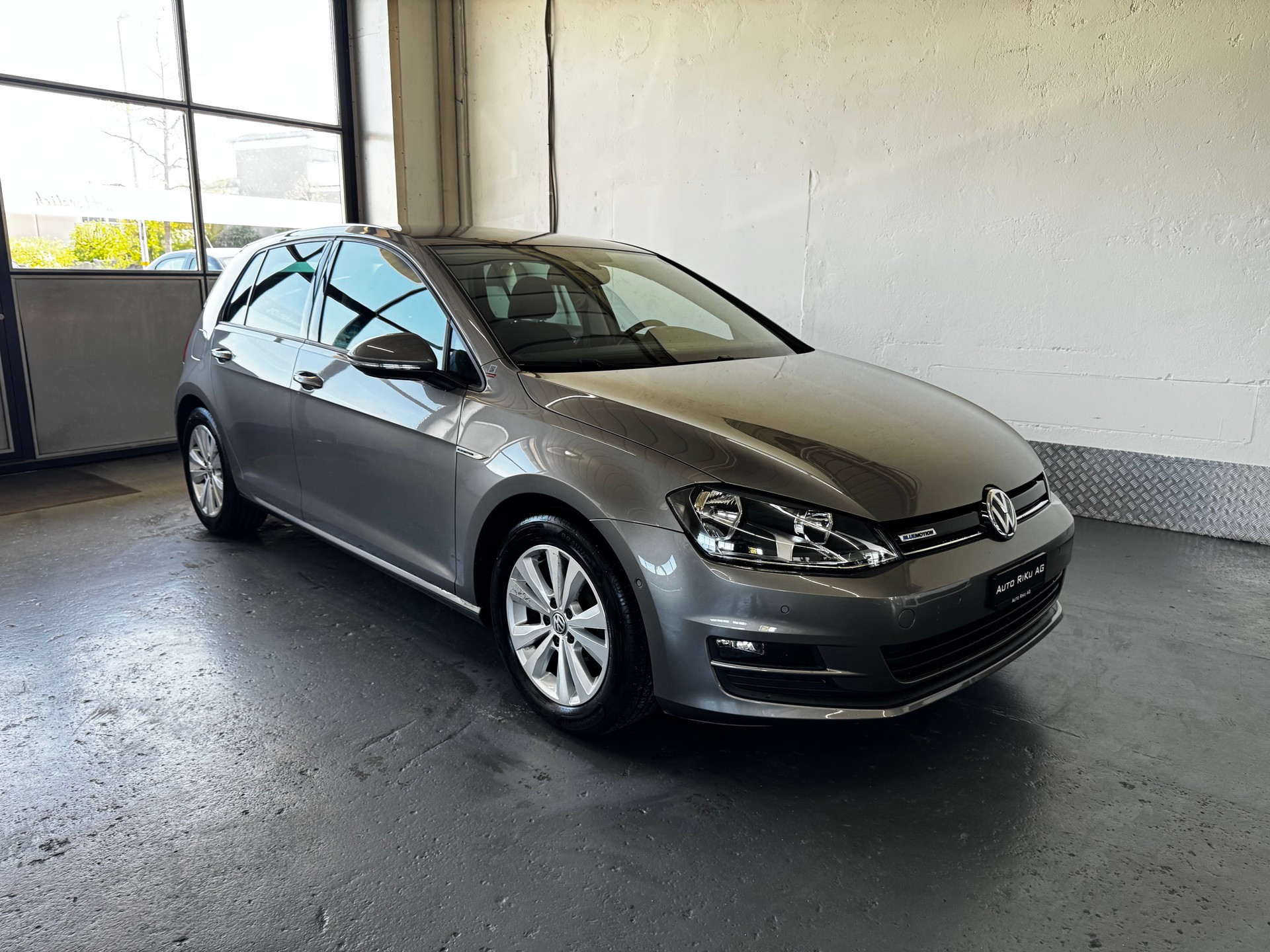 VW Golf 1.0 TSI BlueMotion Comfortline DSG-image-1