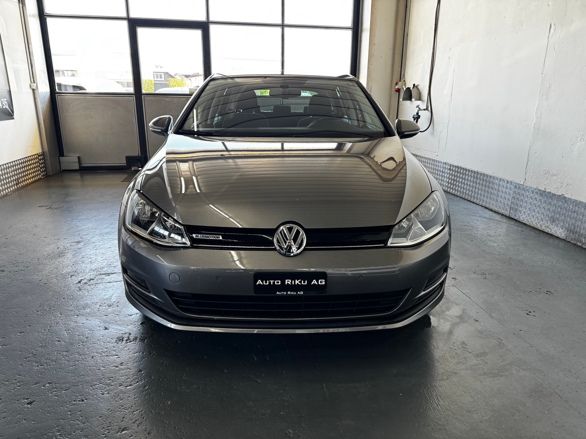 VW Golf 1.0 TSI BlueMotion Comfortline DSG-image-3
