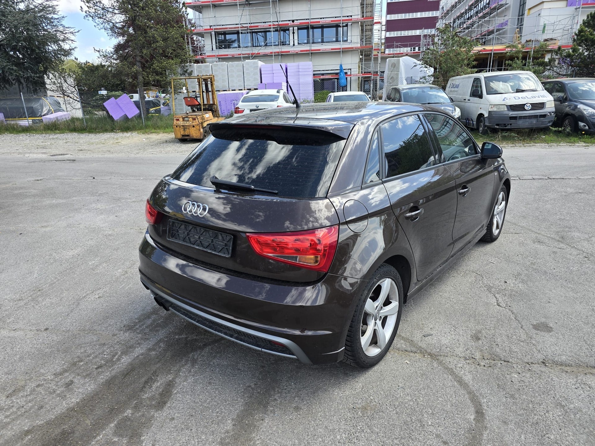 AUDI A1 Sportback Sport S- Line 1.4 TFSI Ambition S-tronic-image-4