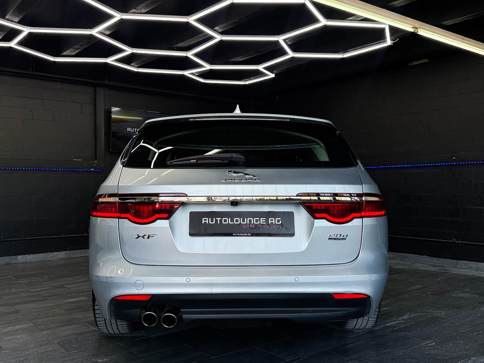 JAGUAR XF Sportbrake 20d Prestige AWD Automatic-image-7