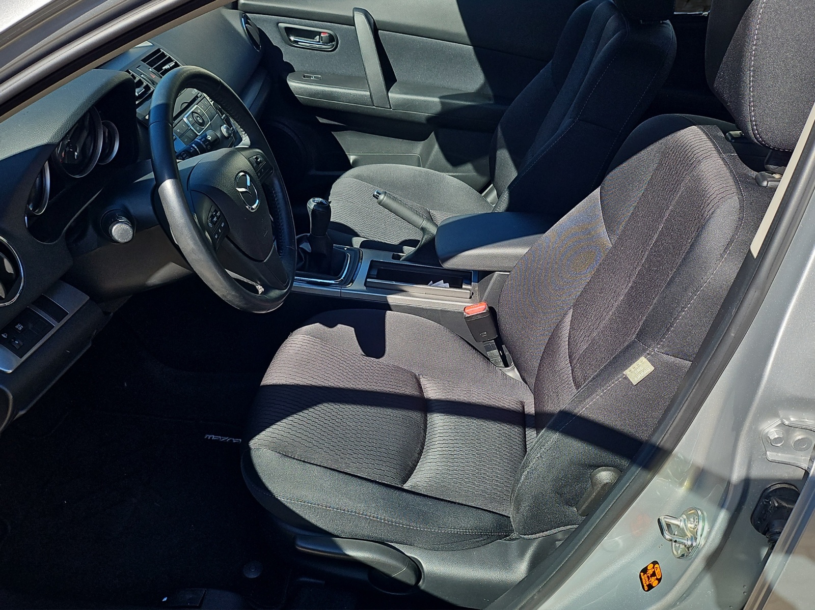 MAZDA 6 2.0 16V DISI Exclusive-image-10