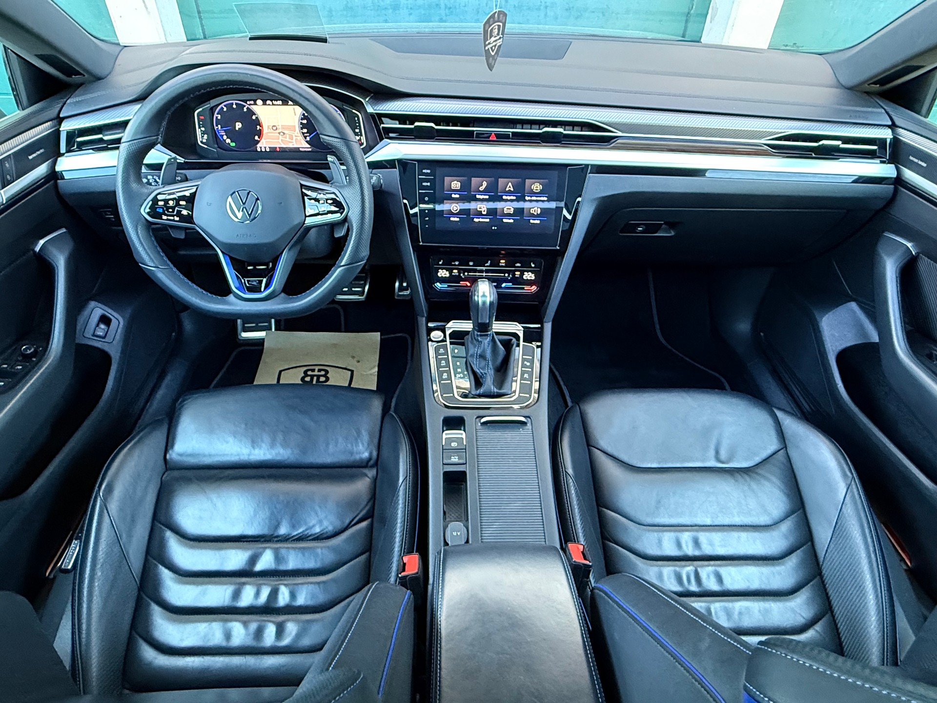 VW Arteon SB 2.0 TSI R 4Motion DSG-image-12