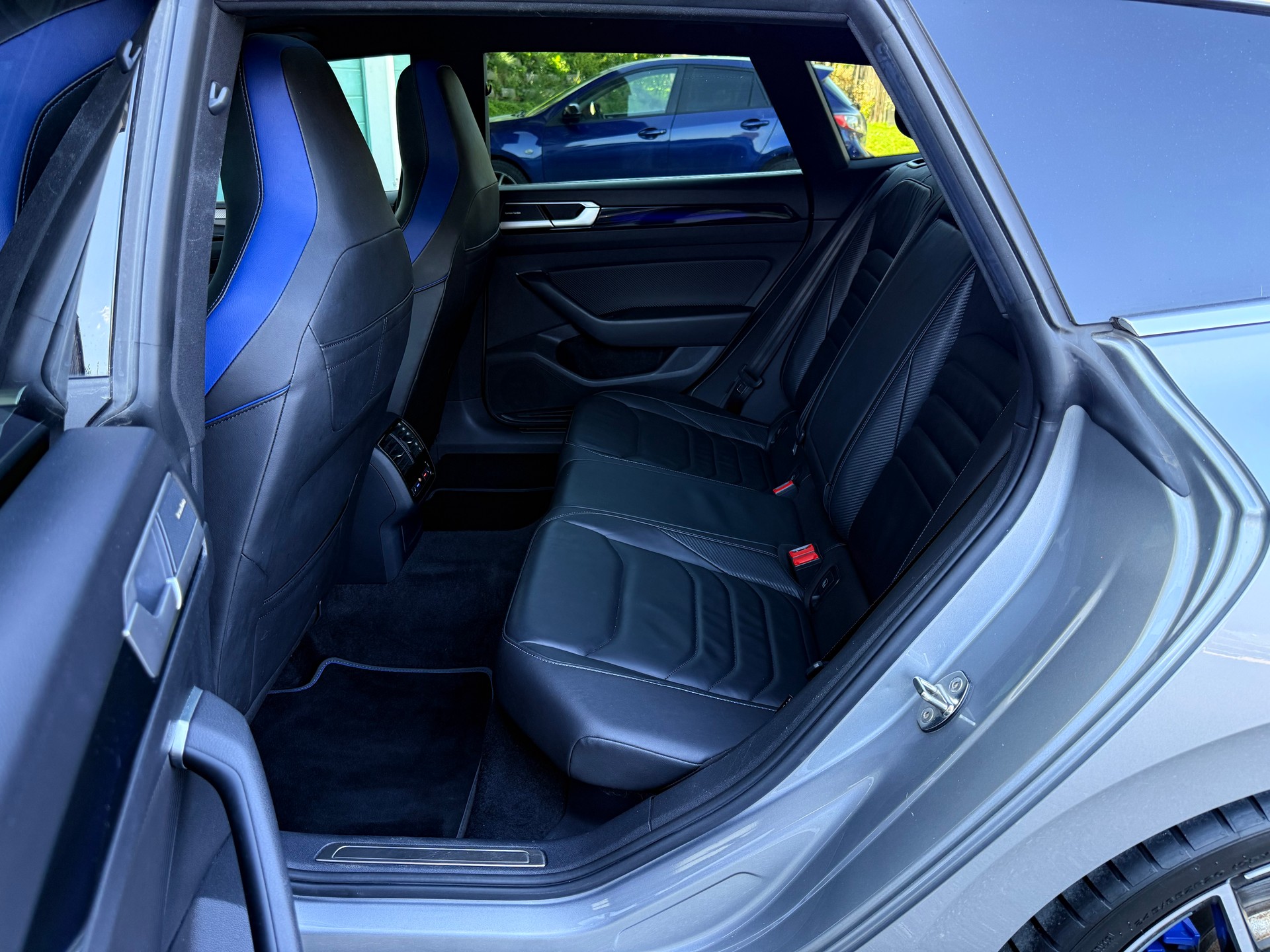 VW Arteon SB 2.0 TSI R 4Motion DSG-image-11