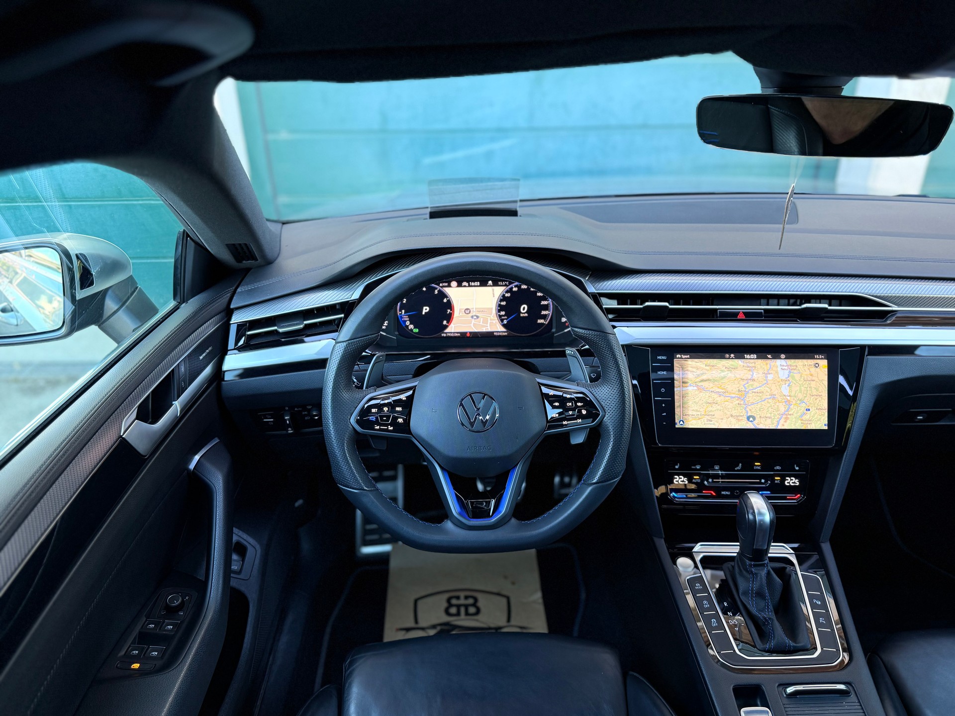 VW Arteon SB 2.0 TSI R 4Motion DSG-image-13