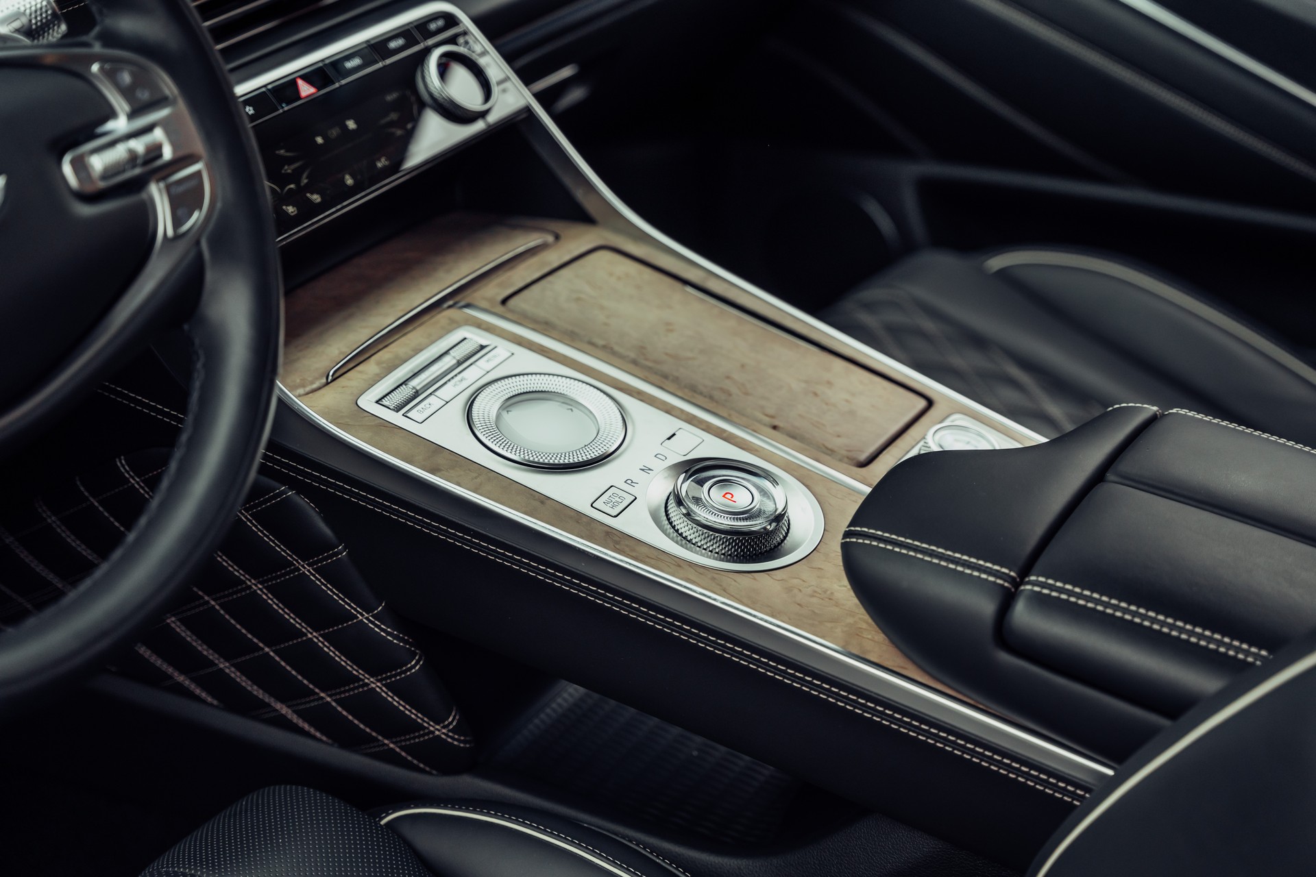 GENESIS GV80 2.5 TGDI Luxus AT8 AWD-image-14