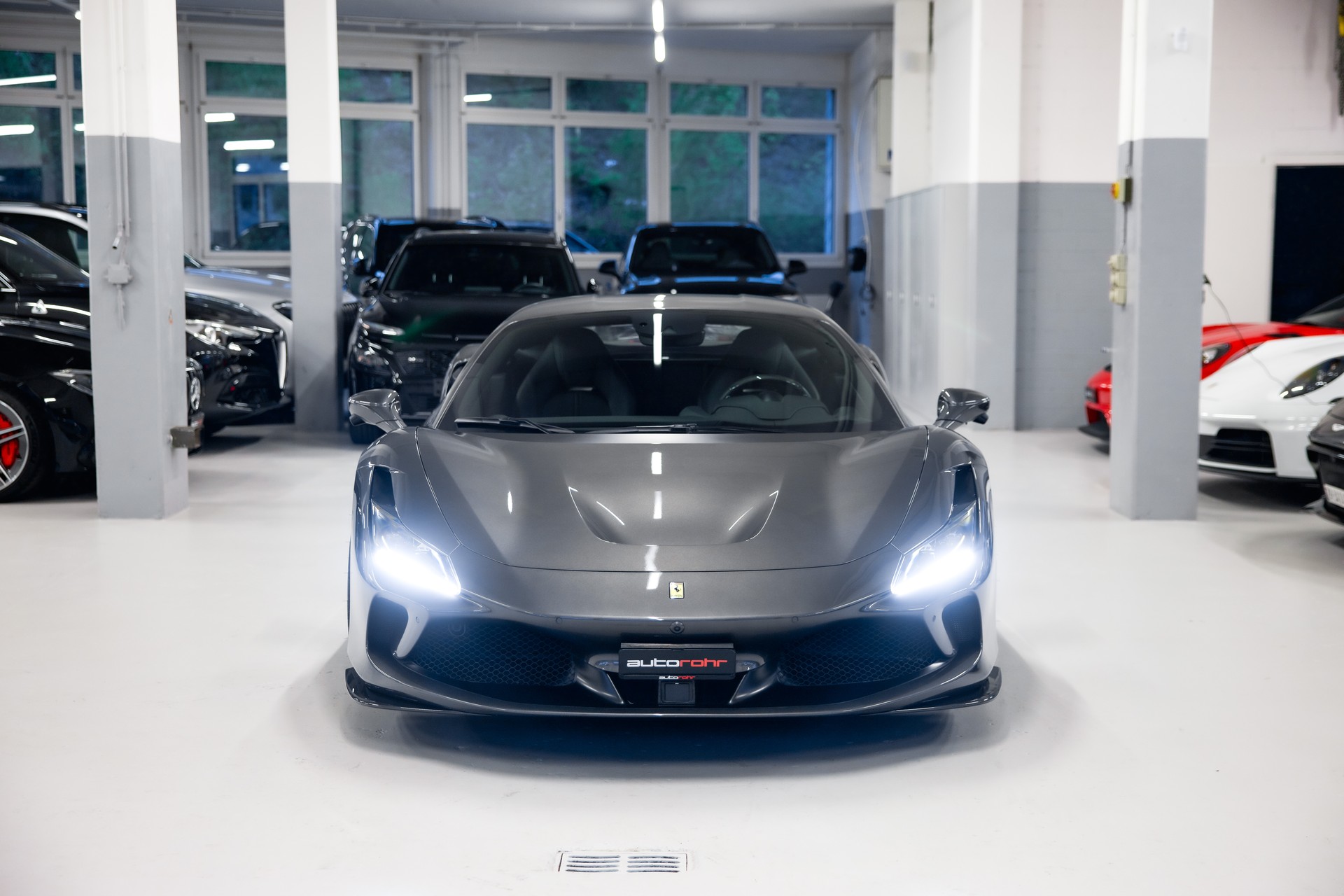 FERRARI F8 Tributo *Novitec*-showroom-element-1