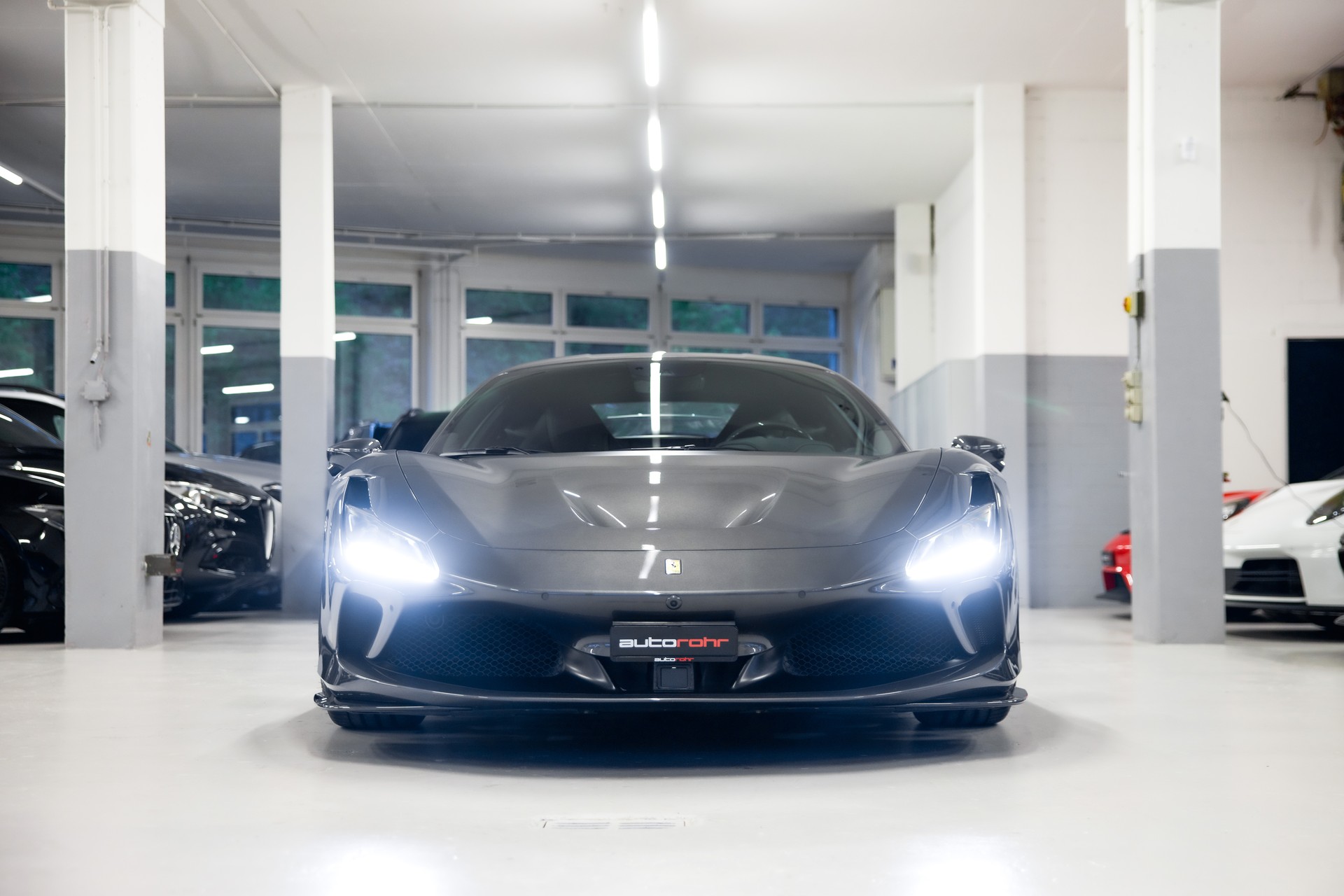 FERRARI F8 Tributo *Novitec*-showroom-element-2