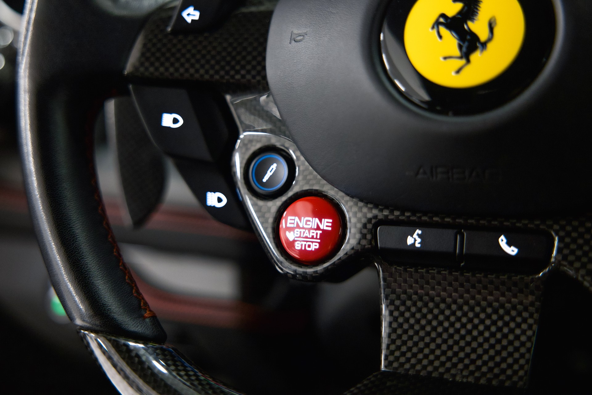 FERRARI F8 Tributo *Novitec*-image-25